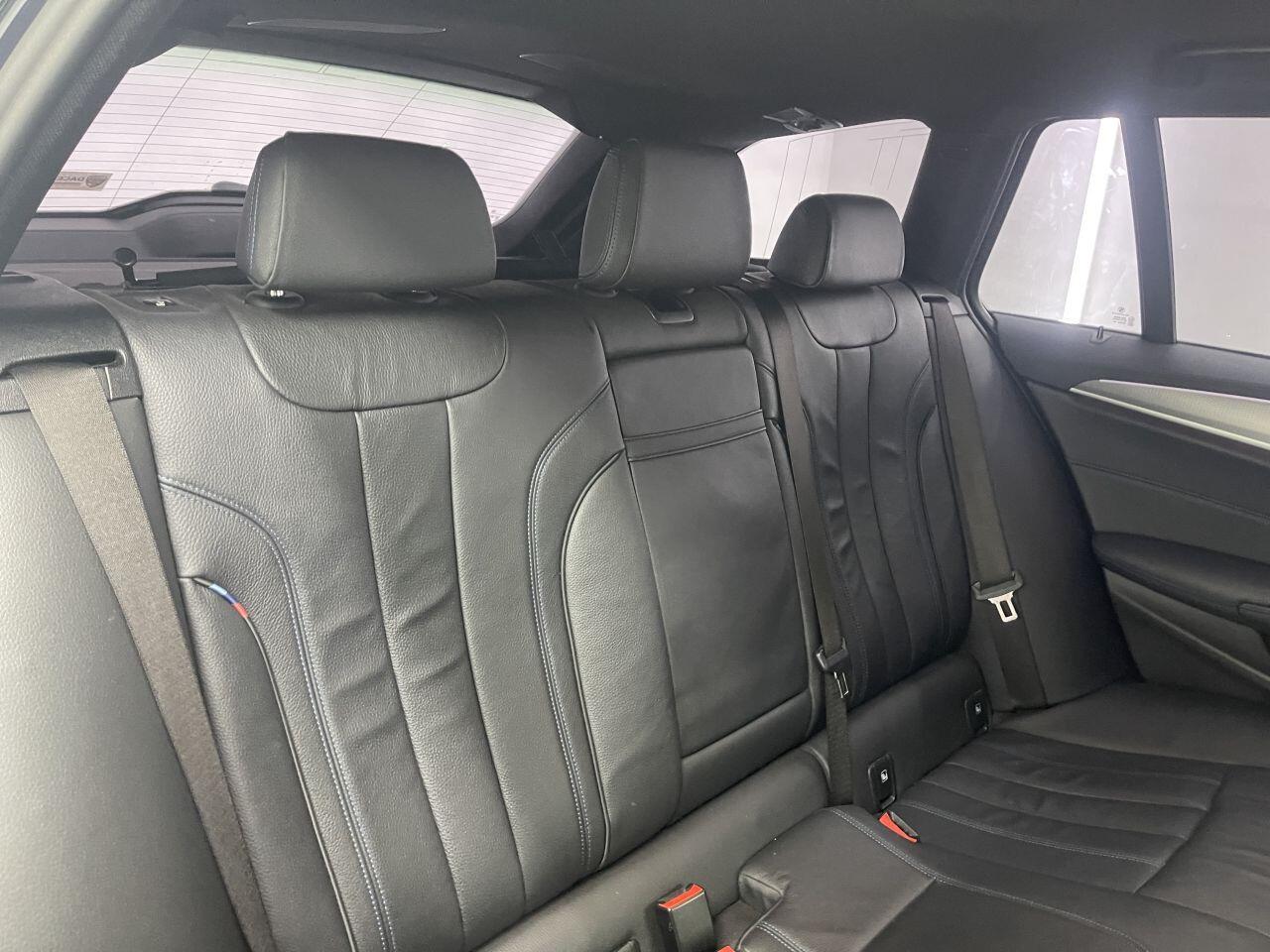 BMW 5 Series - Image 32