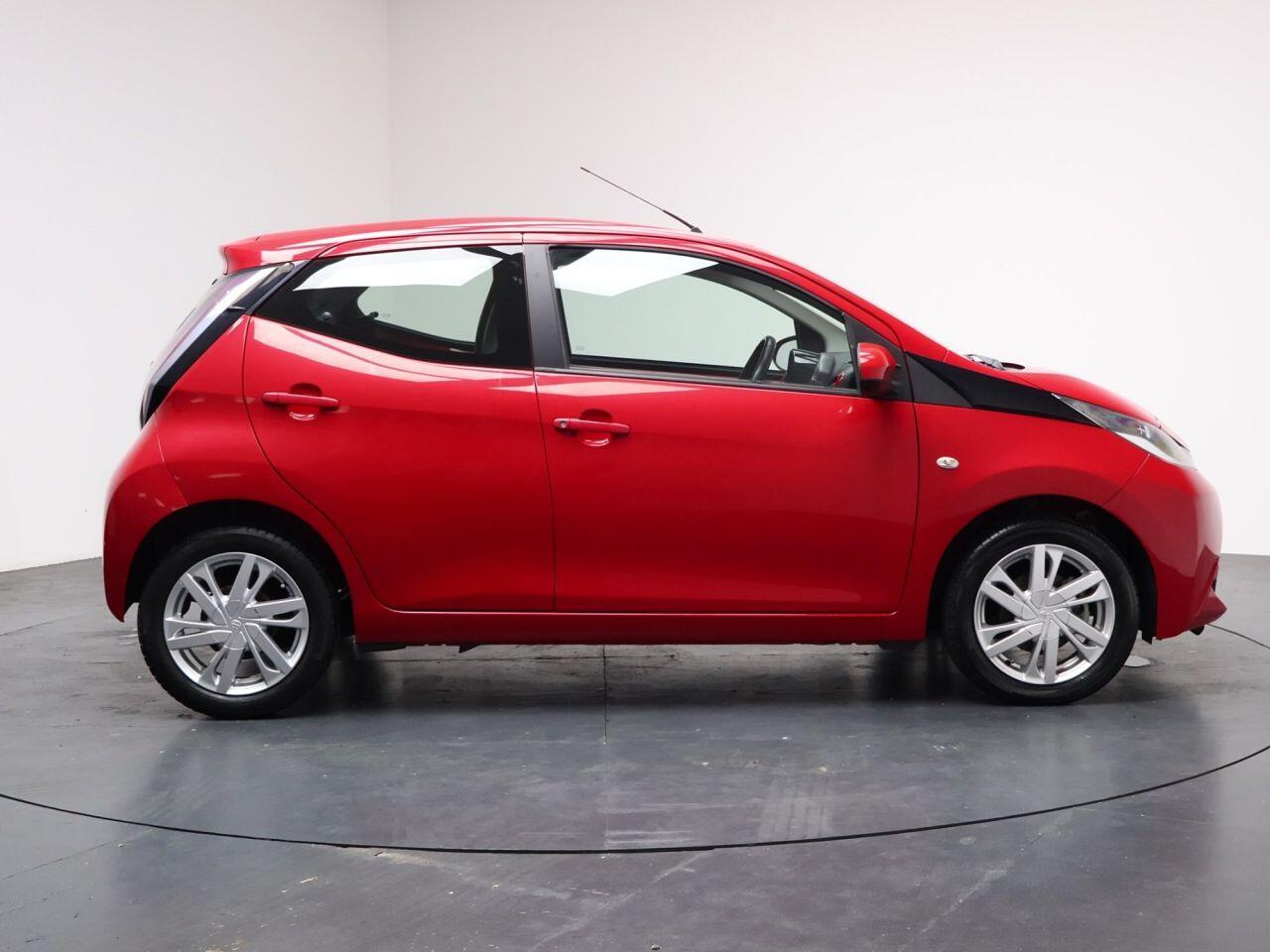 Toyota Aygo - Image 14