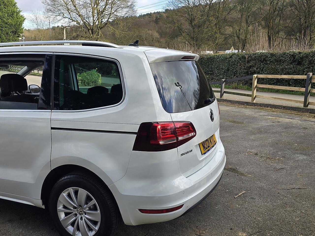 Volkswagen Sharan - Image 25