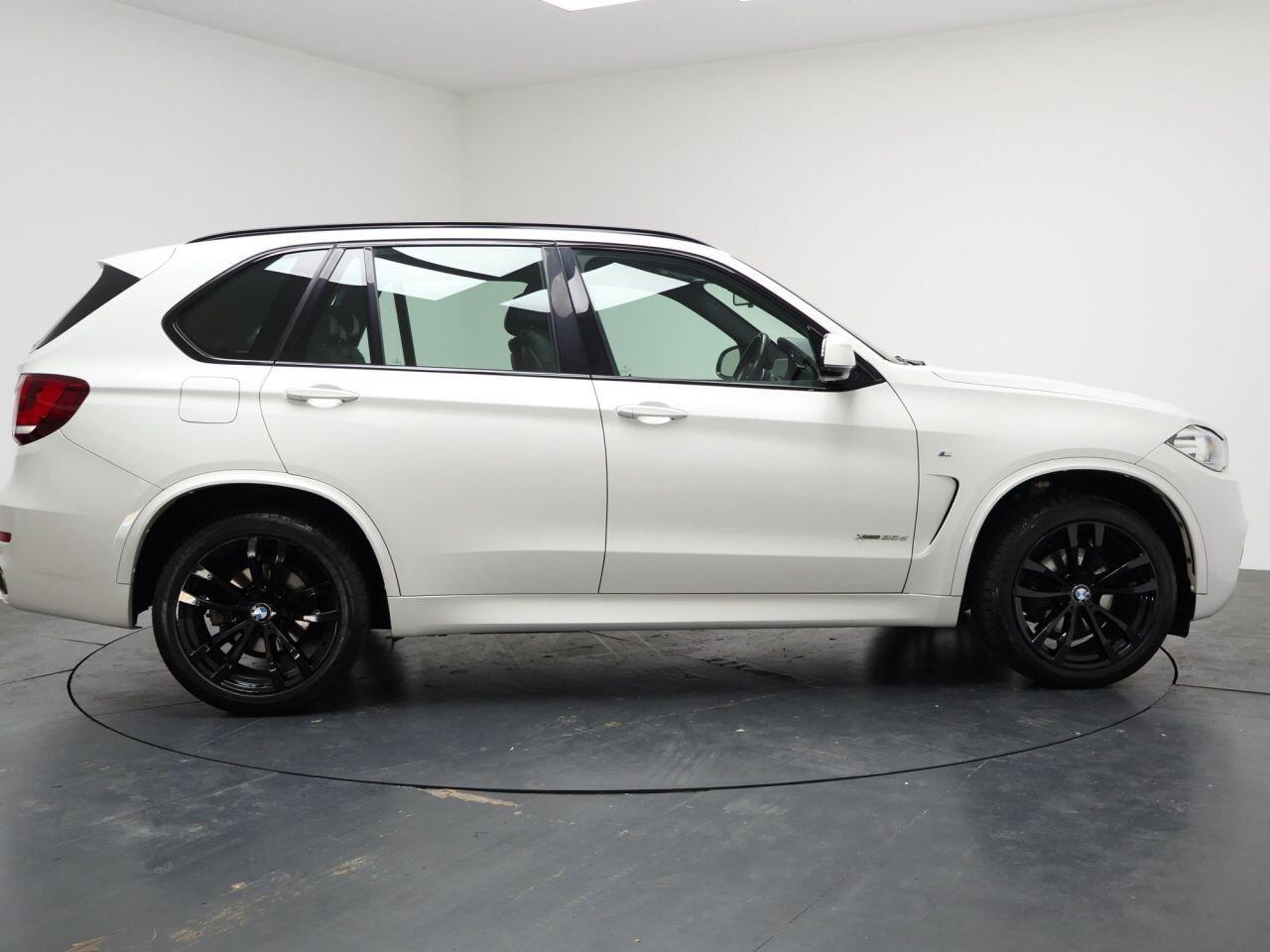 BMW X5 - Image 8