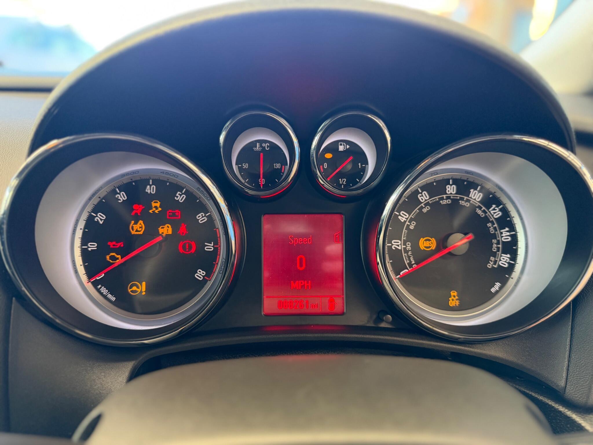 Vauxhall Astra - Image 23