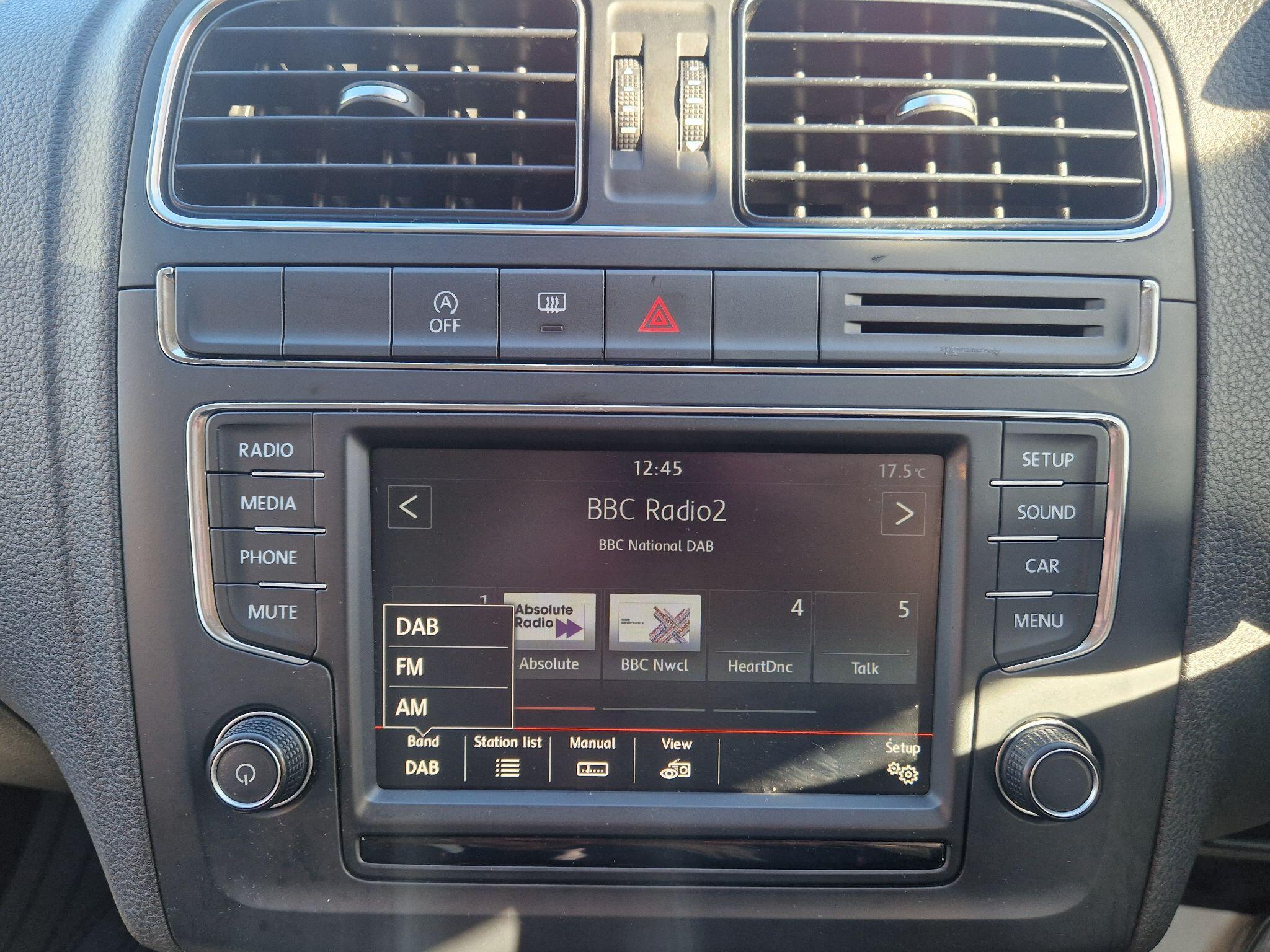 Volkswagen Polo - Image 37