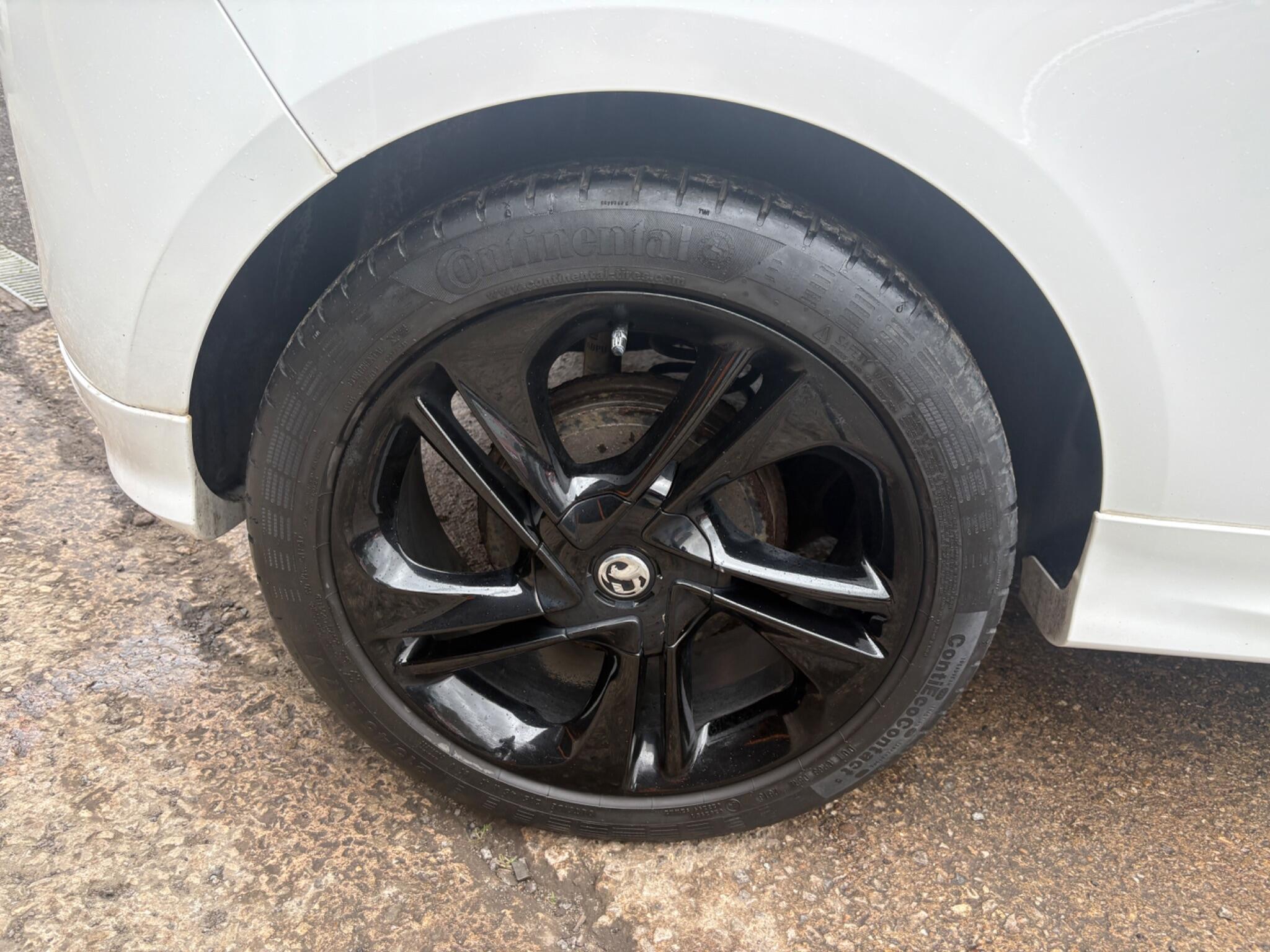 Vauxhall Corsa - Image 9