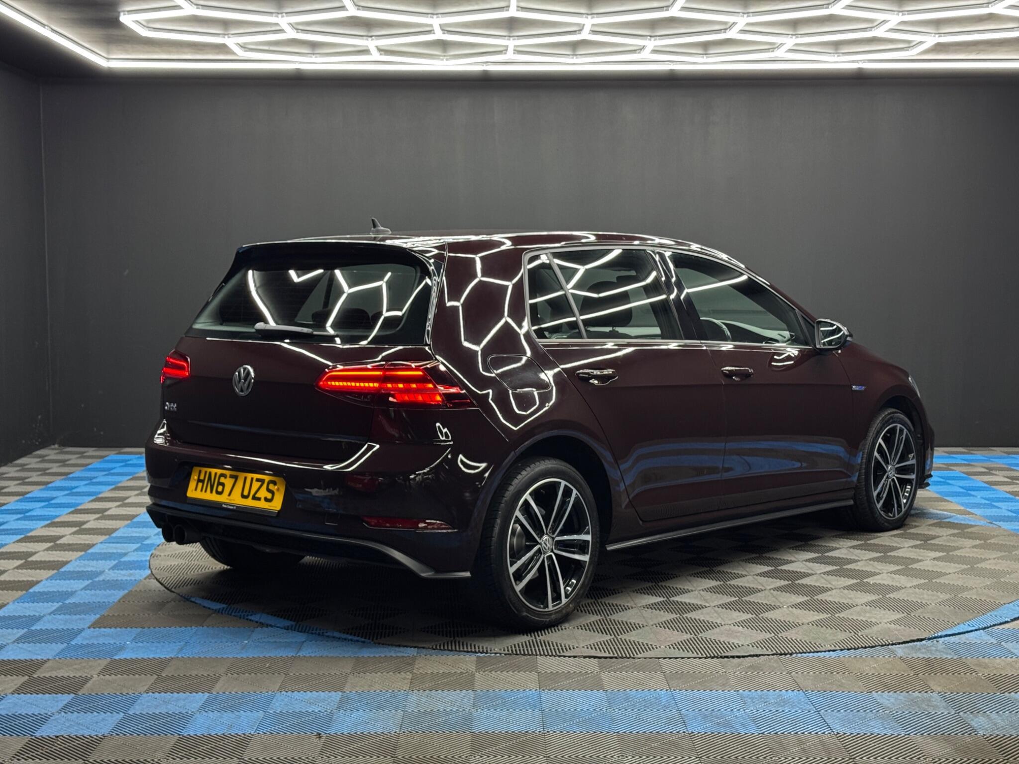 Volkswagen Golf - Image 5