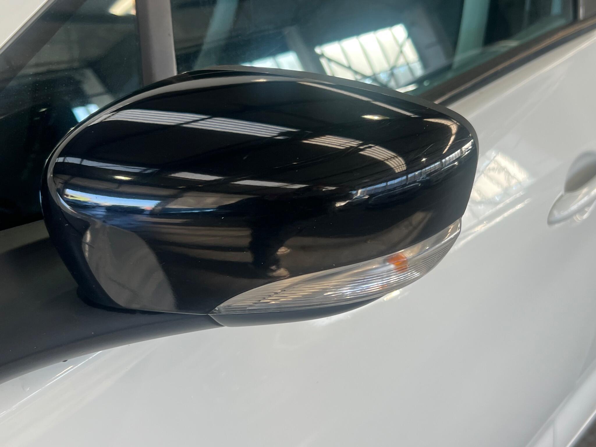 Renault Zoe - Image 41