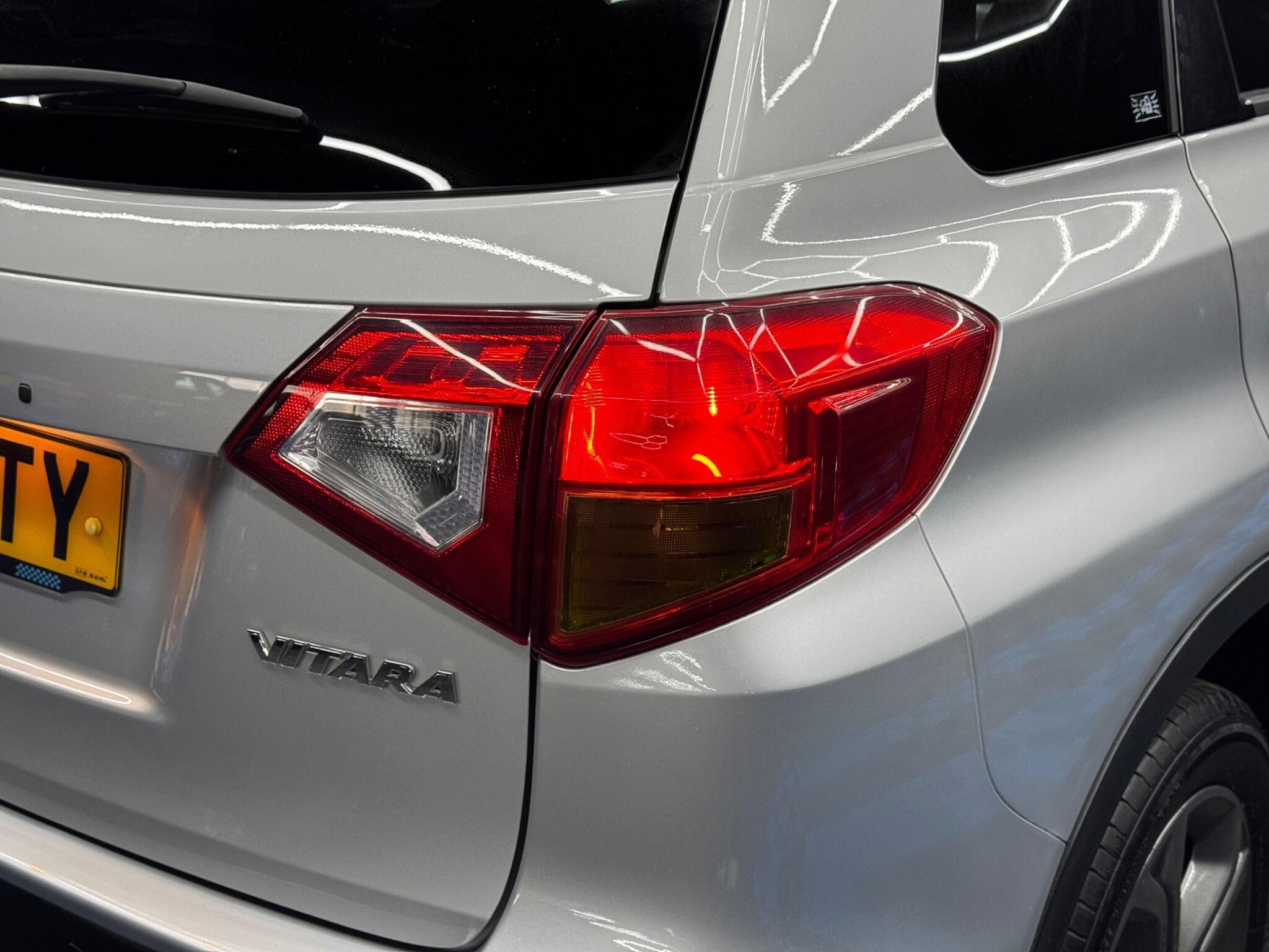 Suzuki Vitara - Image 37
