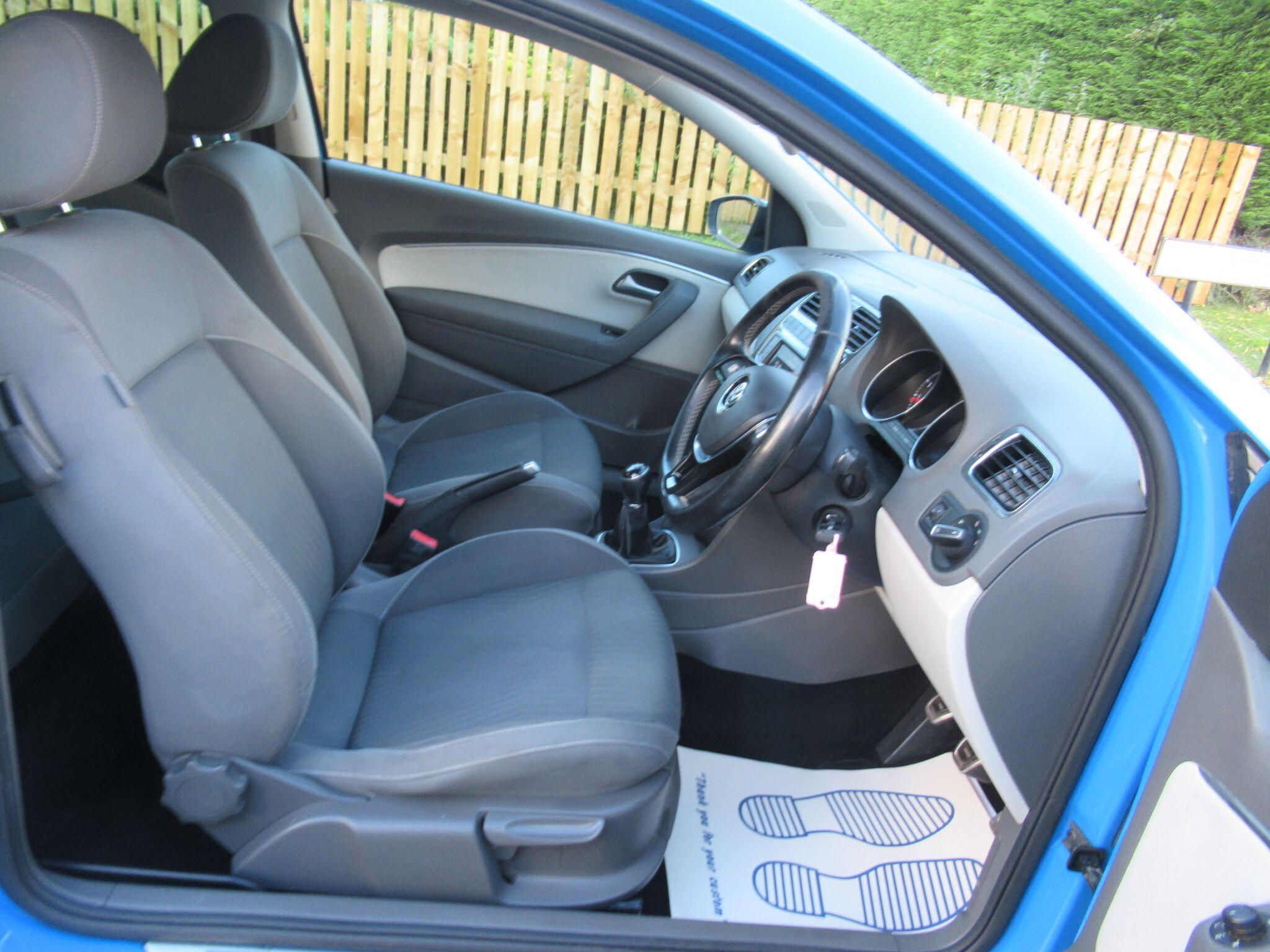 Volkswagen Polo - Image 20