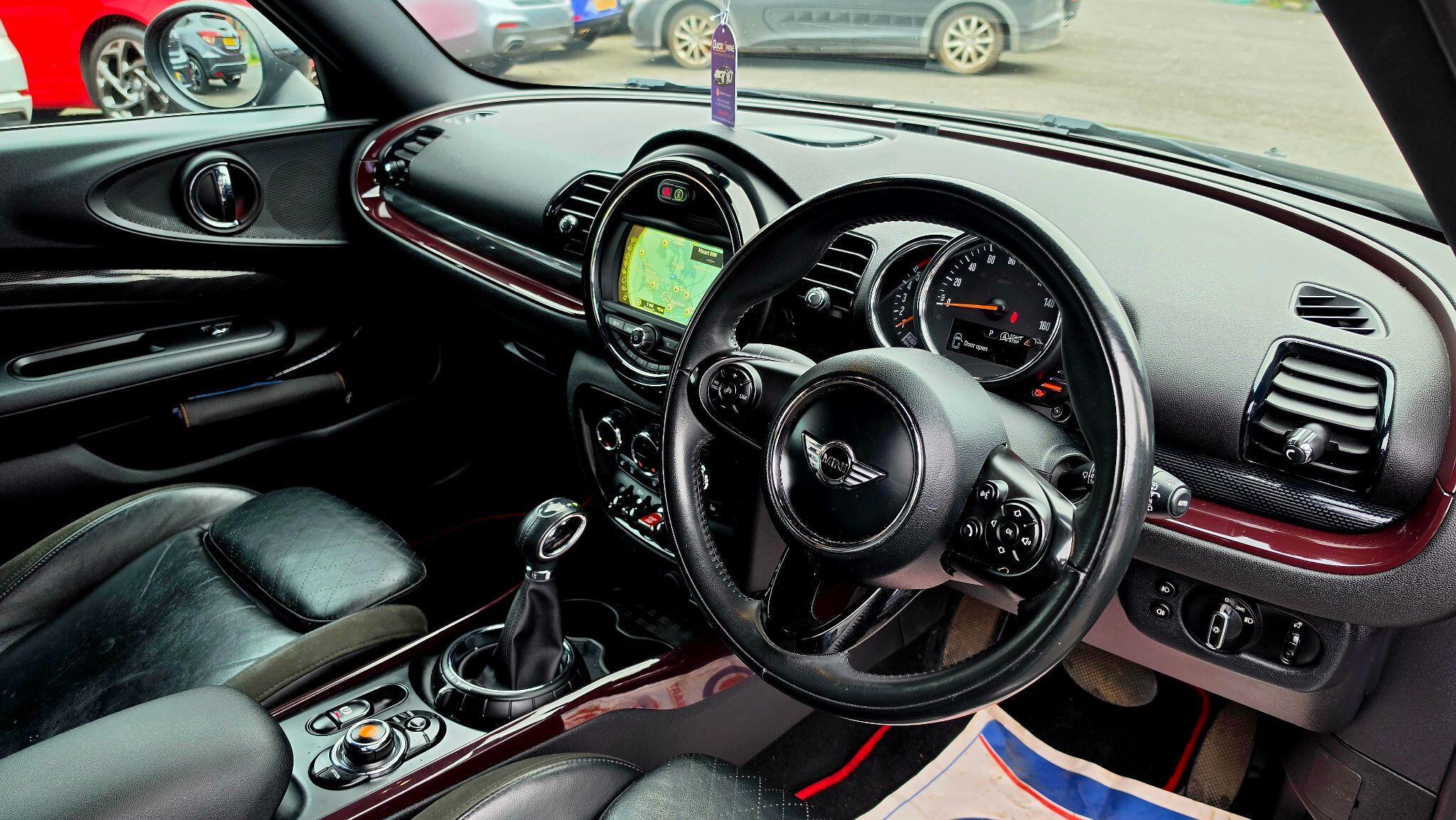 MINI Clubman - Image 11