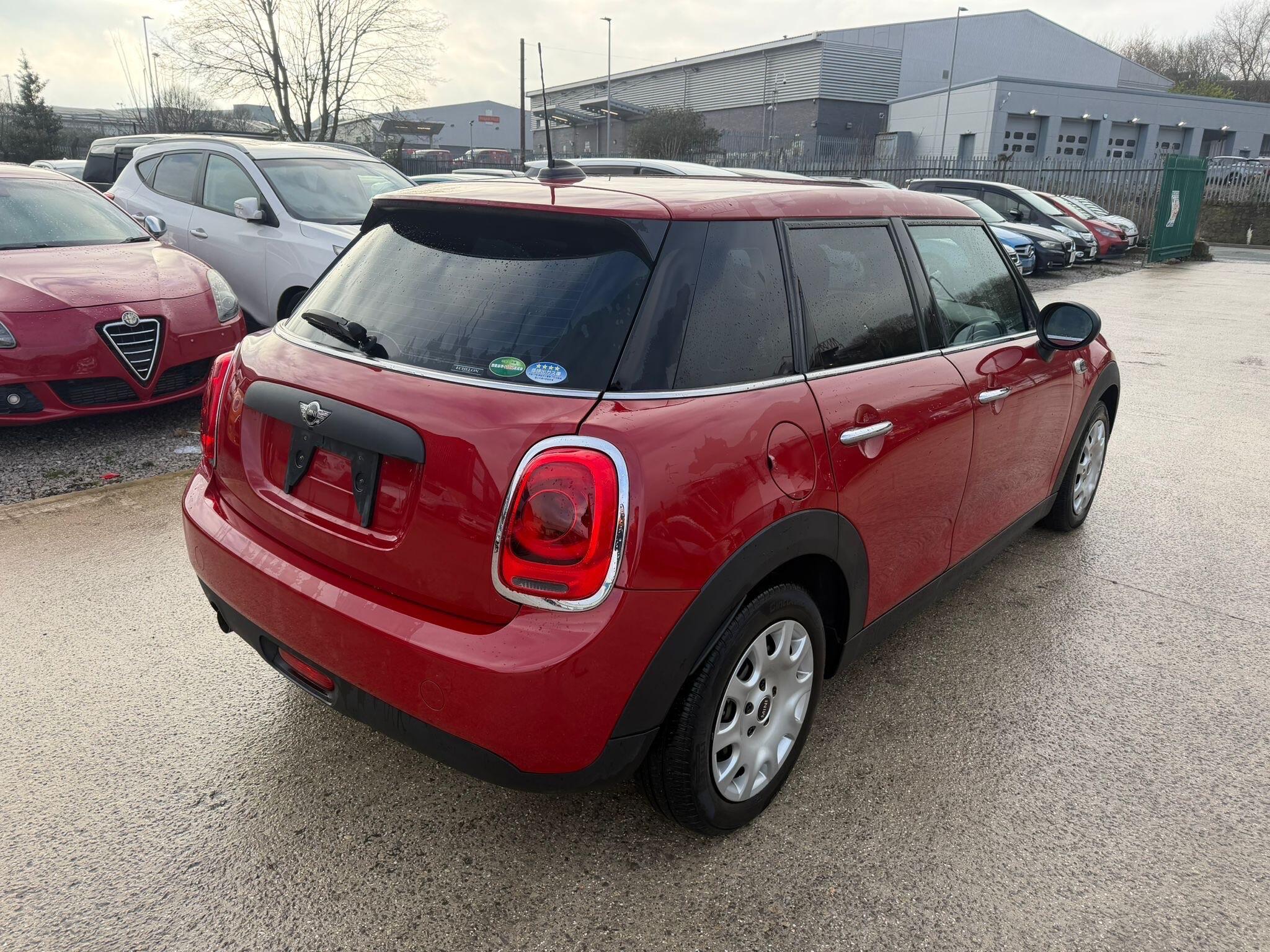 MINI Hatch - Image 8