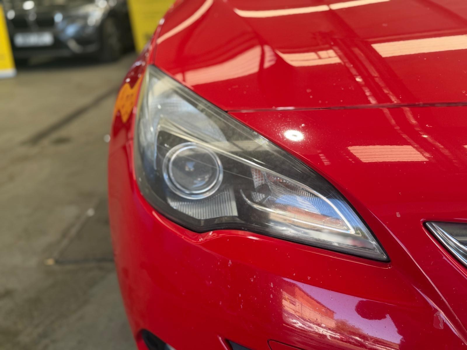 Vauxhall Astra GTC - Image 12