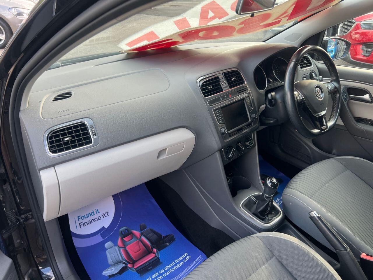 Volkswagen Polo - Image 13