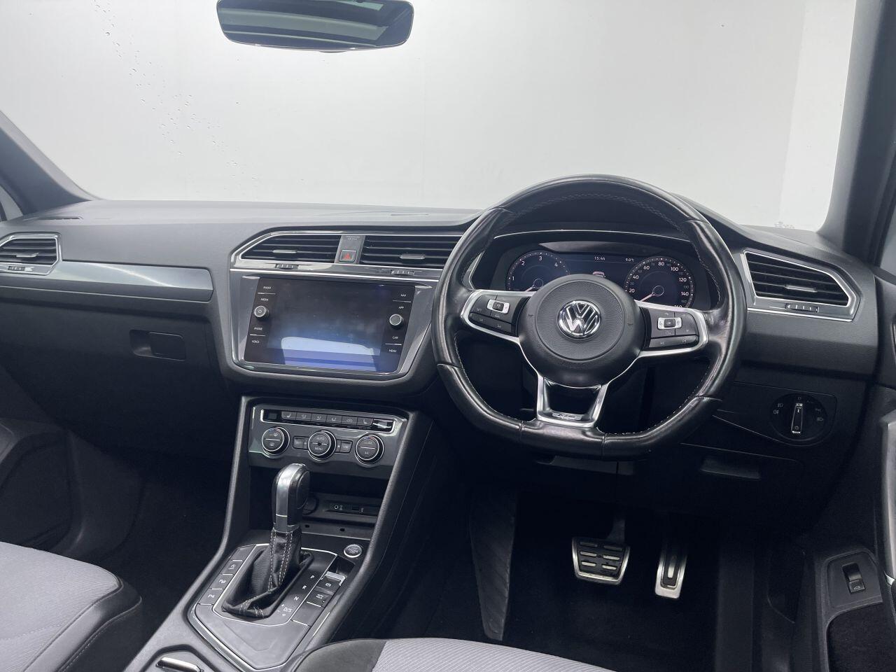 Volkswagen Tiguan - Image 7