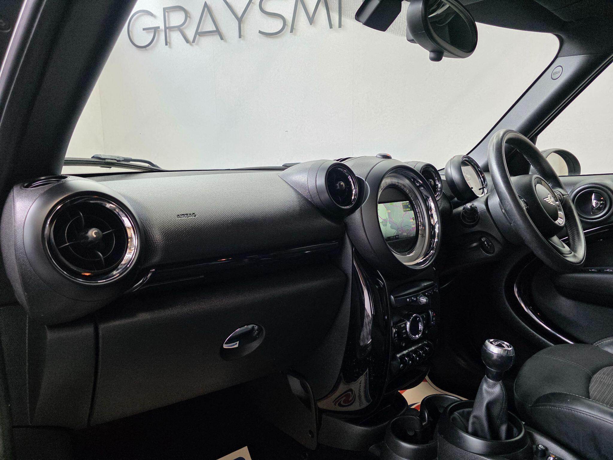 MINI Countryman - Image 12