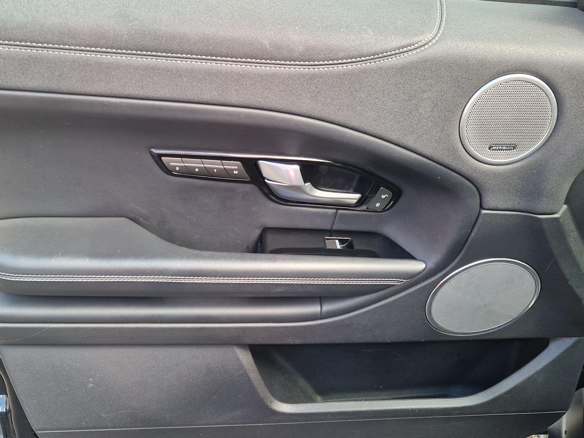 Land Rover Range Rover Evoque - Image 37