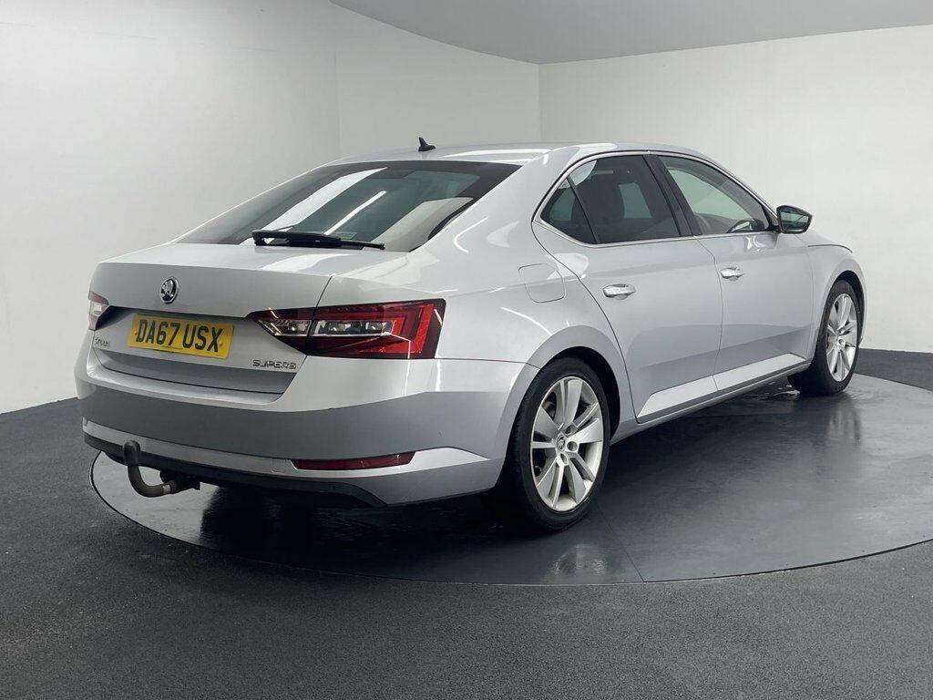 Skoda Superb - Image 13