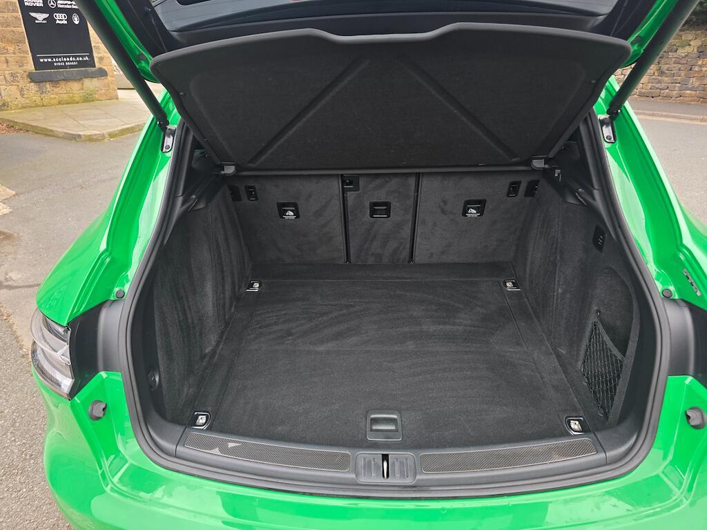 Porsche Macan - Image 15