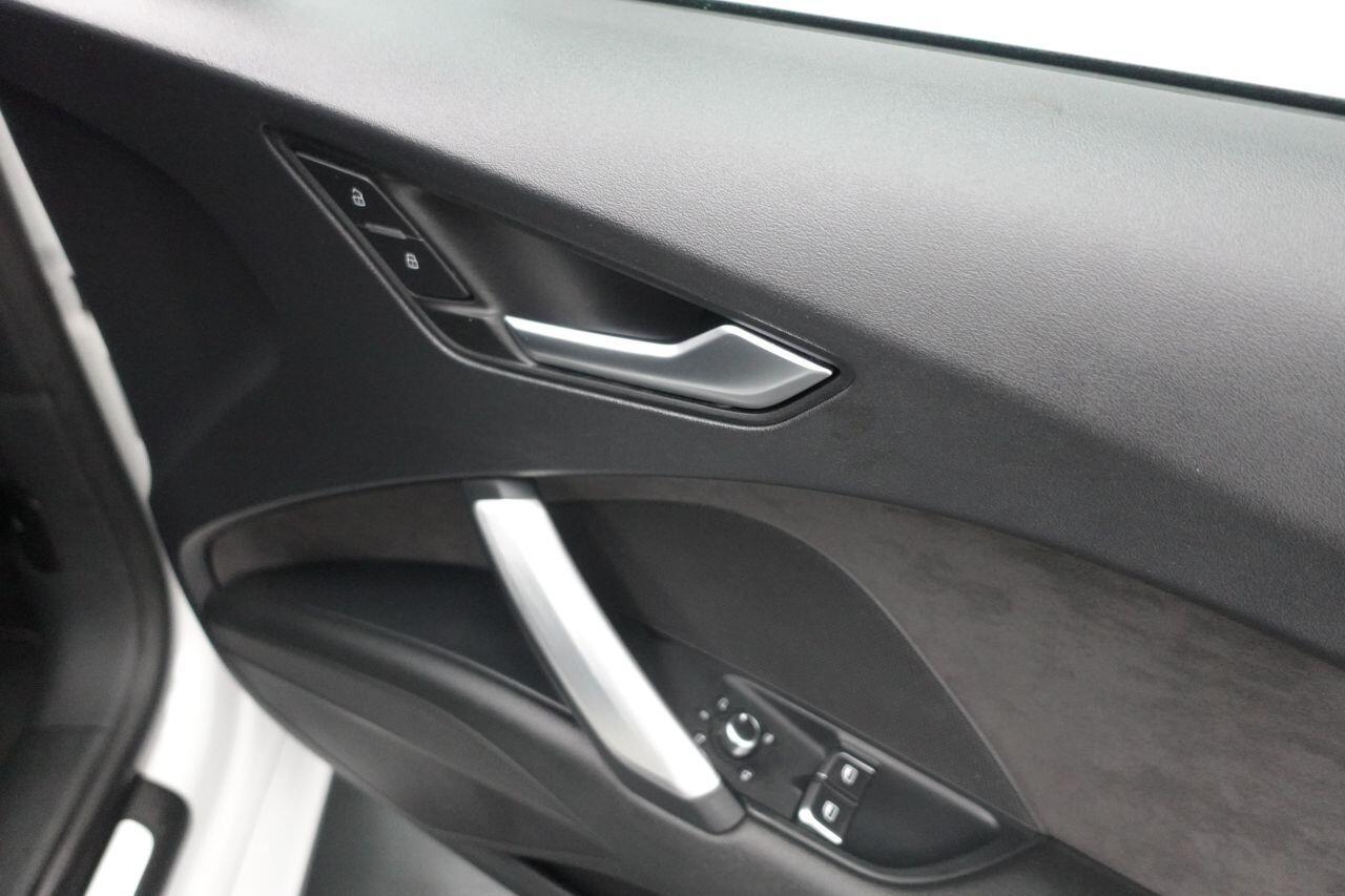 Audi TT - Image 14