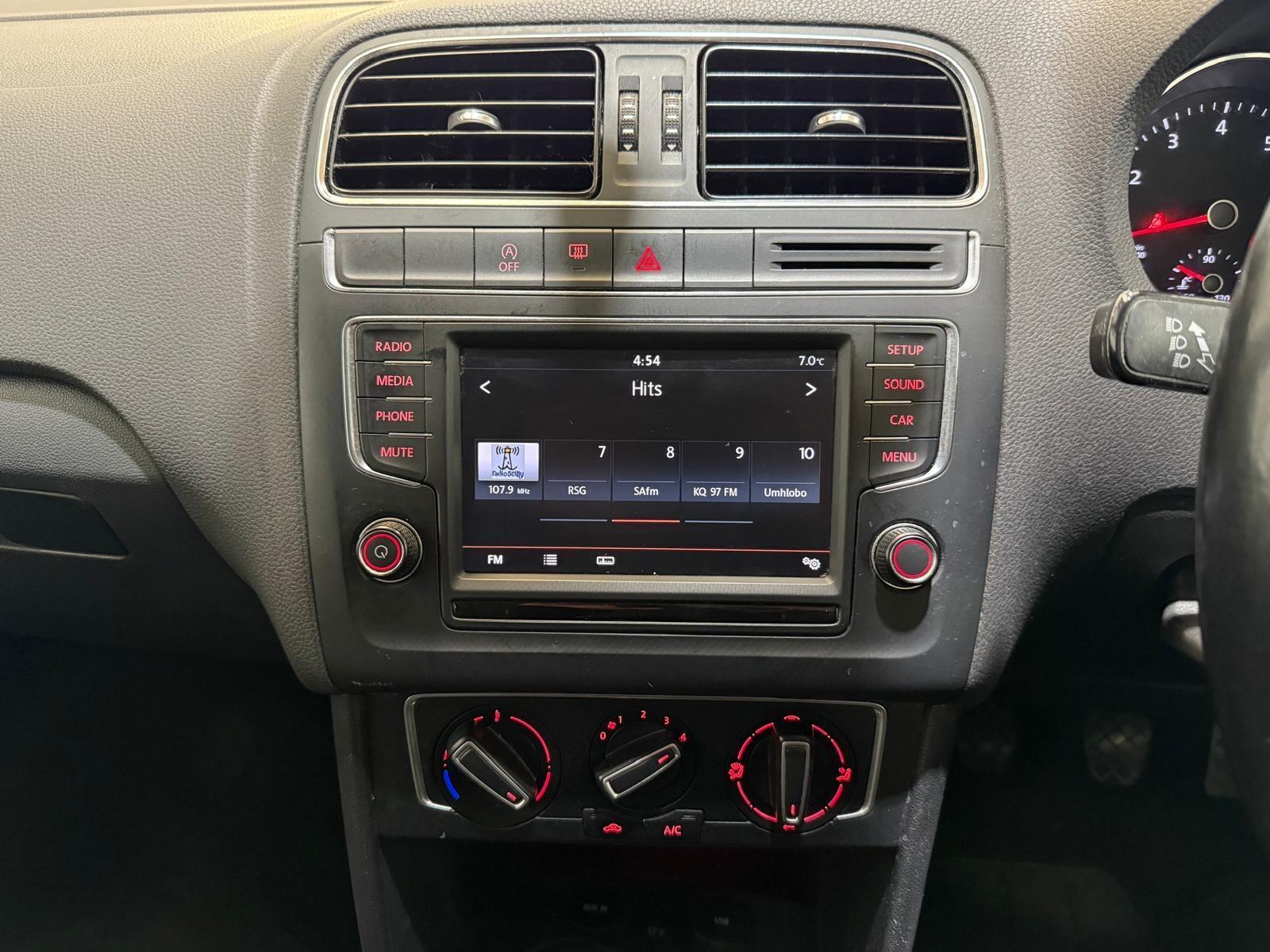 Volkswagen Polo - Image 29