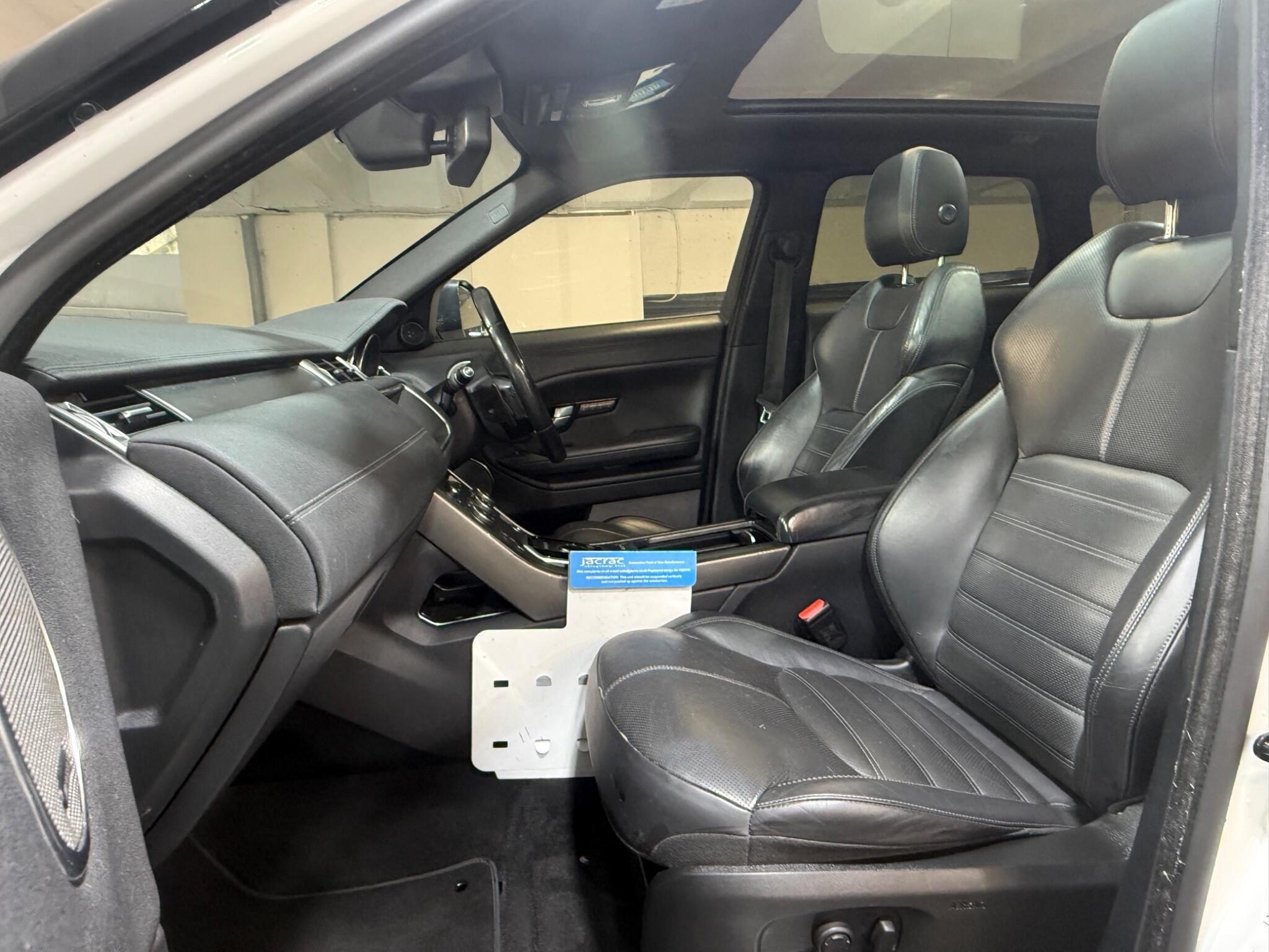 Land Rover Range Rover Evoque - Image 9