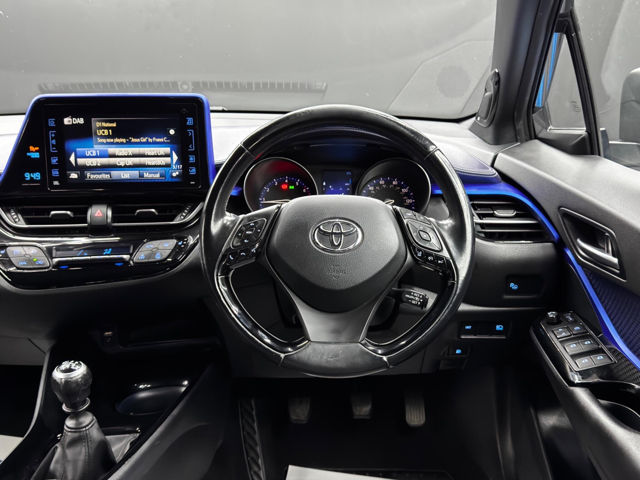 Toyota C-Hr - Image 18