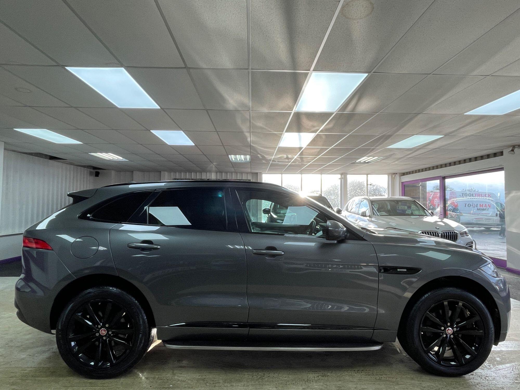 Jaguar F-Pace - Image 13