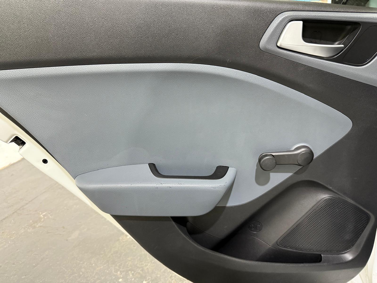 Hyundai i20 - Image 18