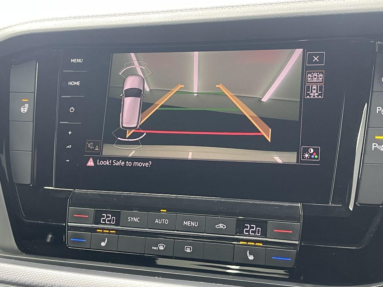 Volkswagen Touareg - Image 45