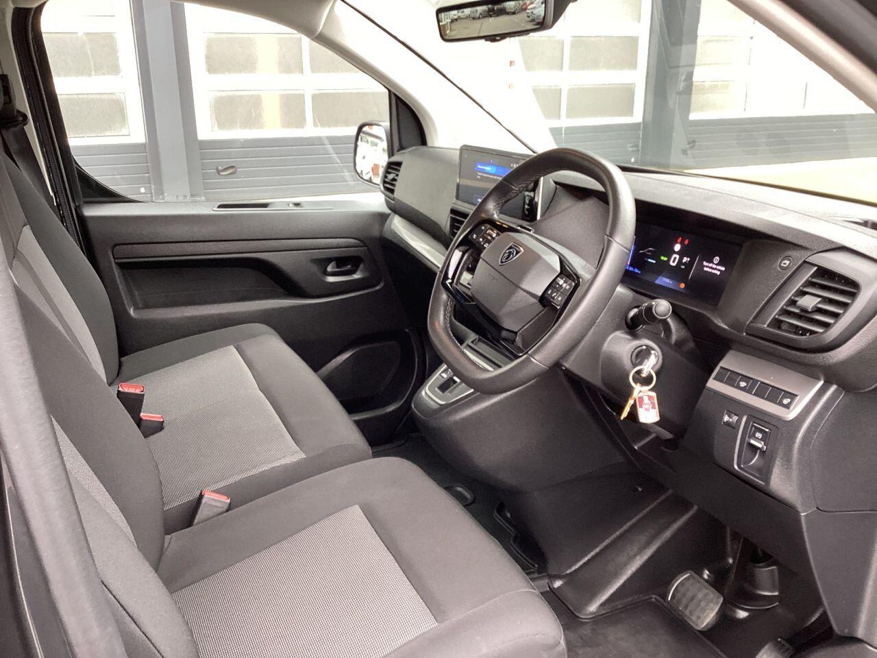 Peugeot e-Expert - Image 18