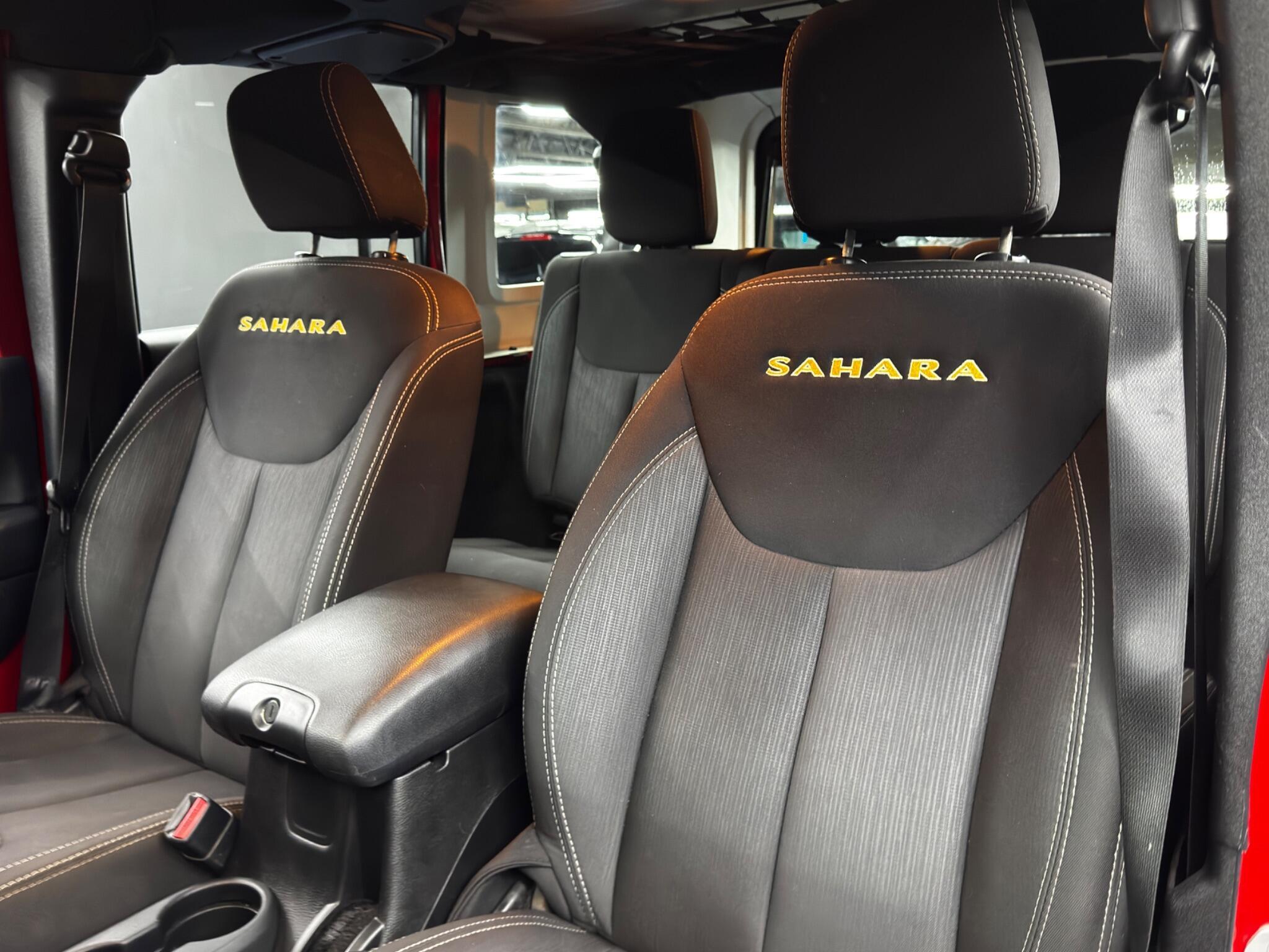 Jeep Wrangler - Image 14