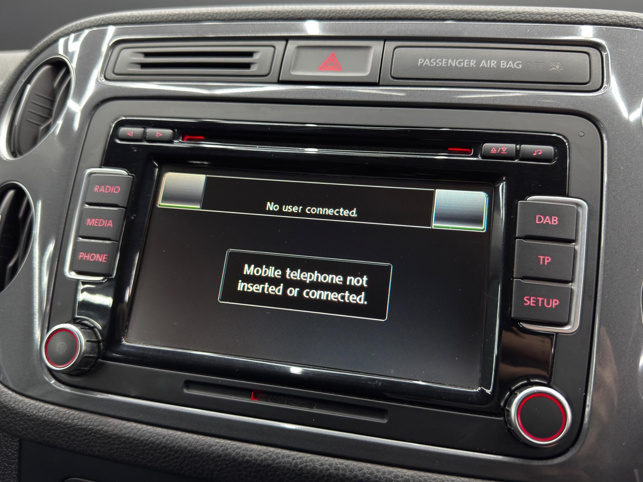 Volkswagen Tiguan - Image 31