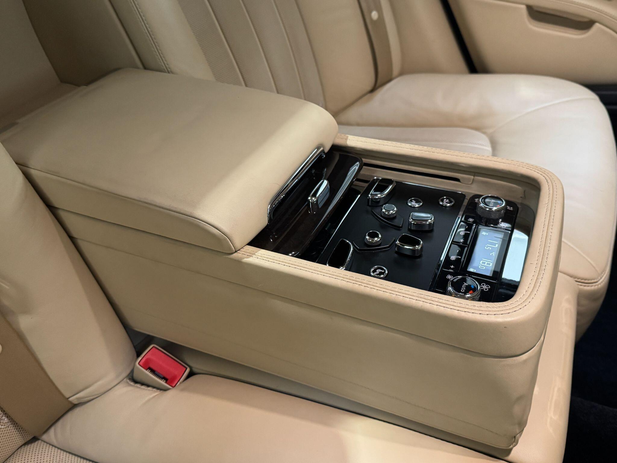 Bentley Mulsanne - Image 54