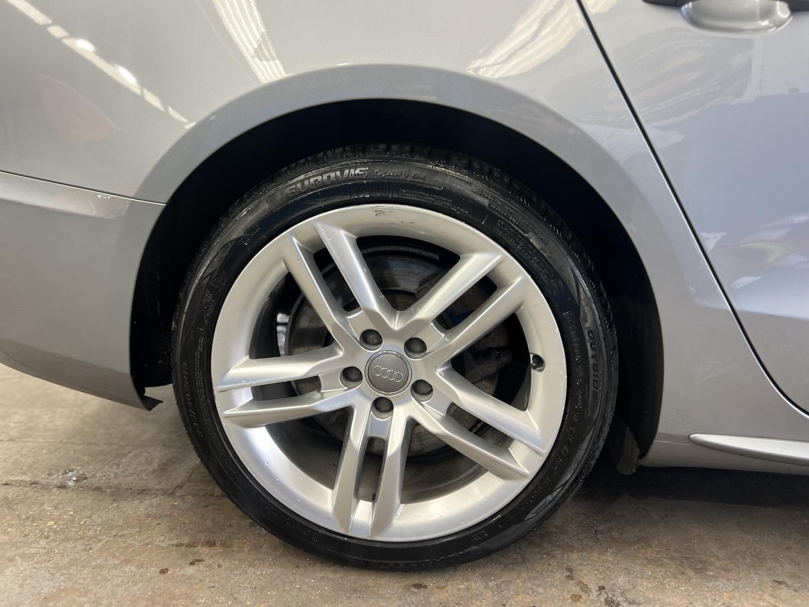 Audi A5 - Image 18
