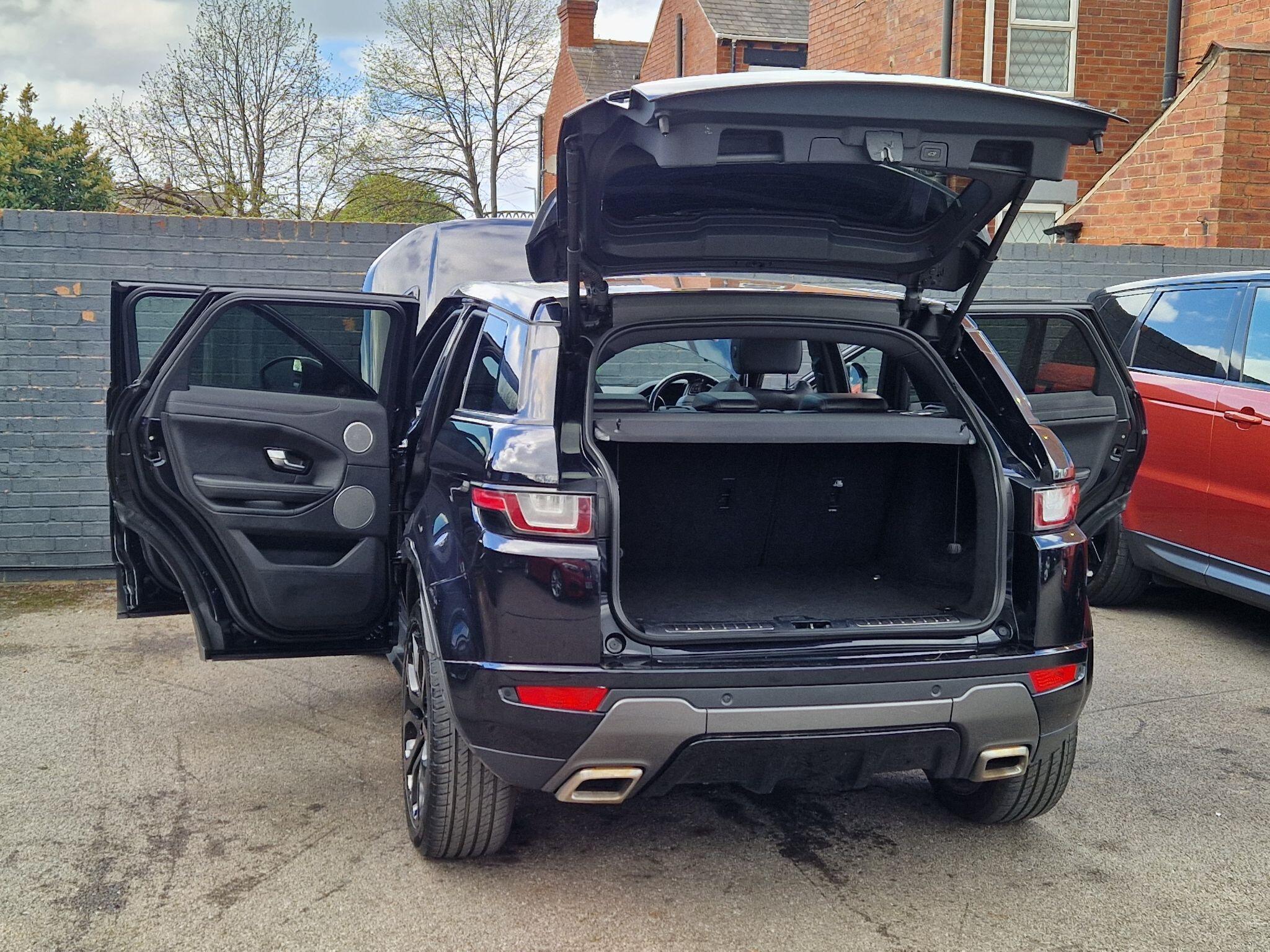 Land Rover Range Rover Evoque - Image 19