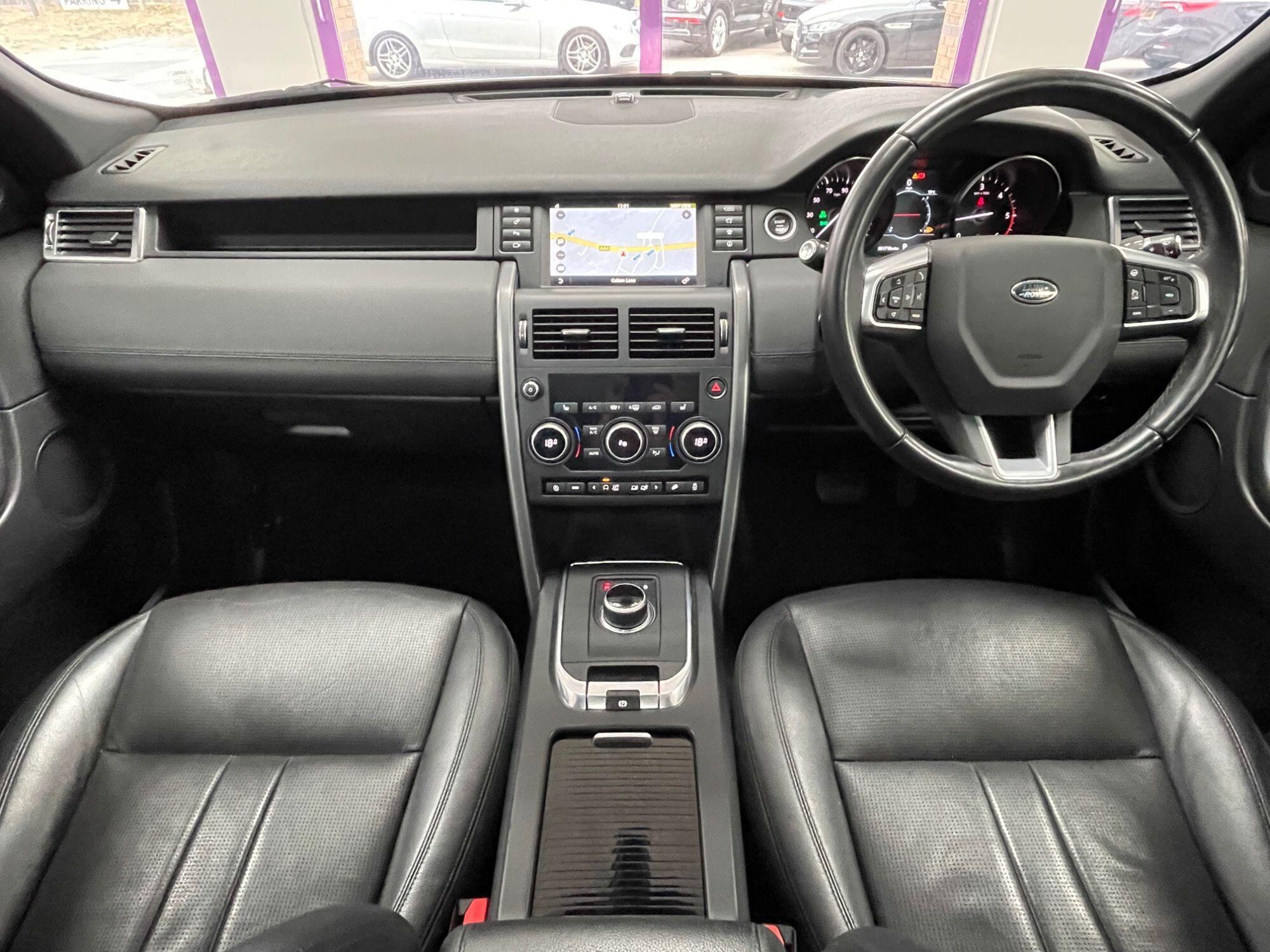 Land Rover DISCOVERY SPORT - Image 2