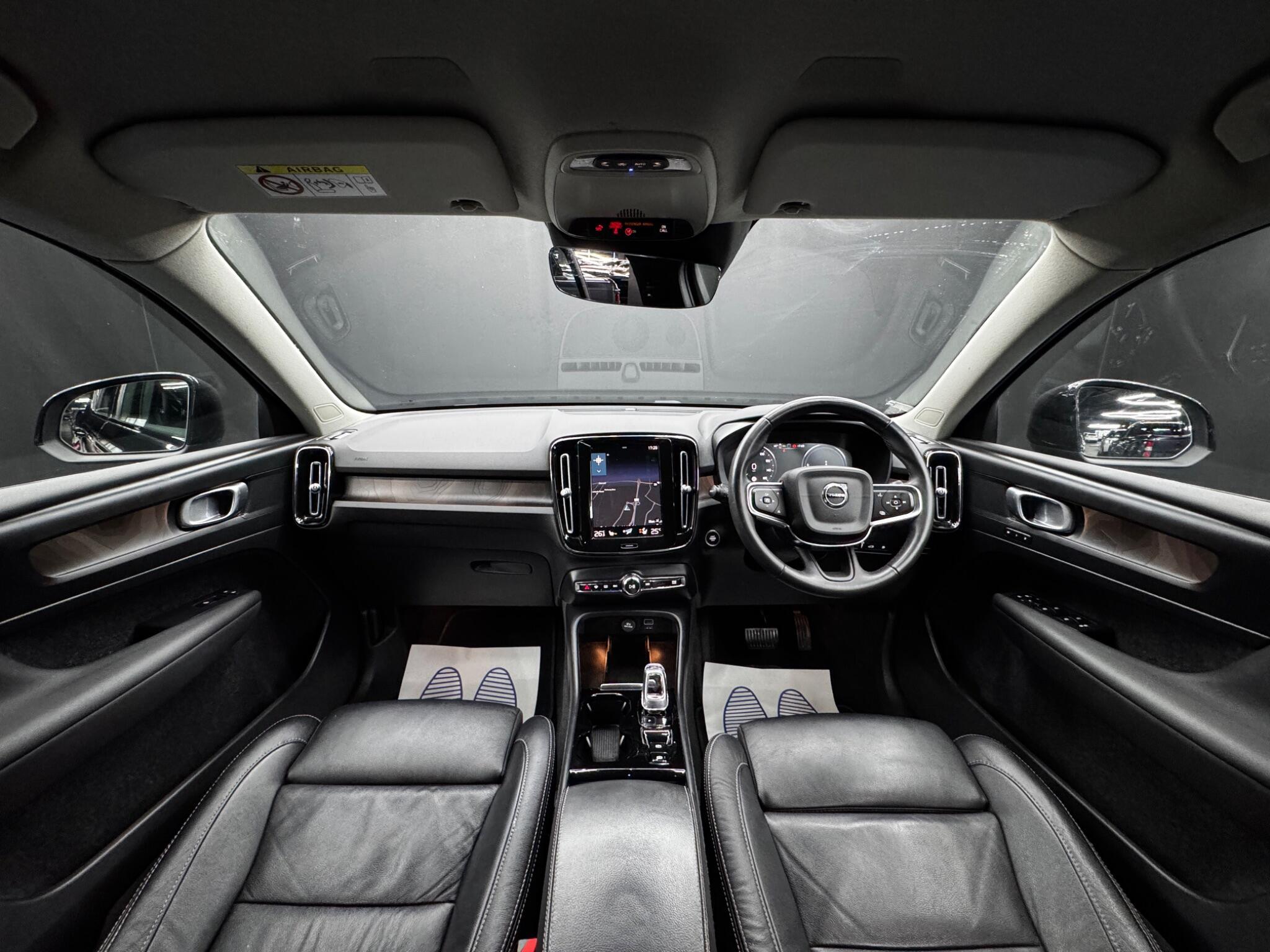 Volvo XC40 - Image 17