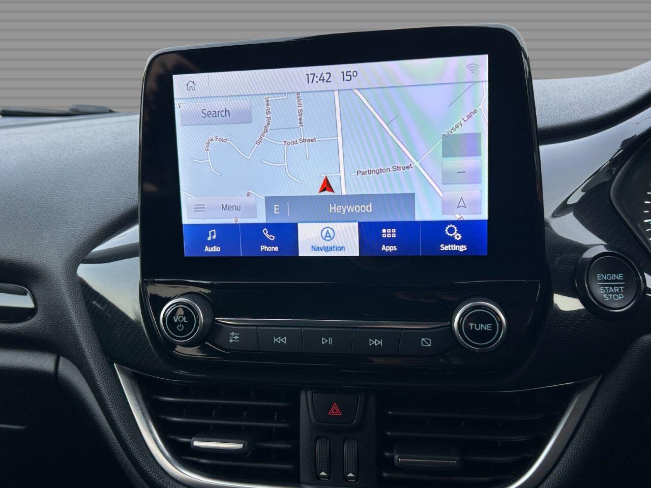 Ford Fiesta - Image 27