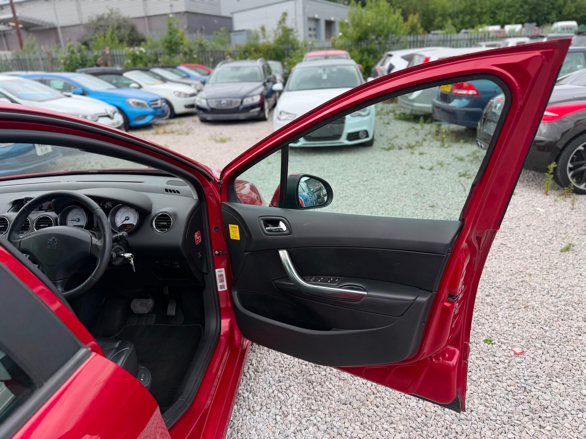 Peugeot 308 SW - Image 8