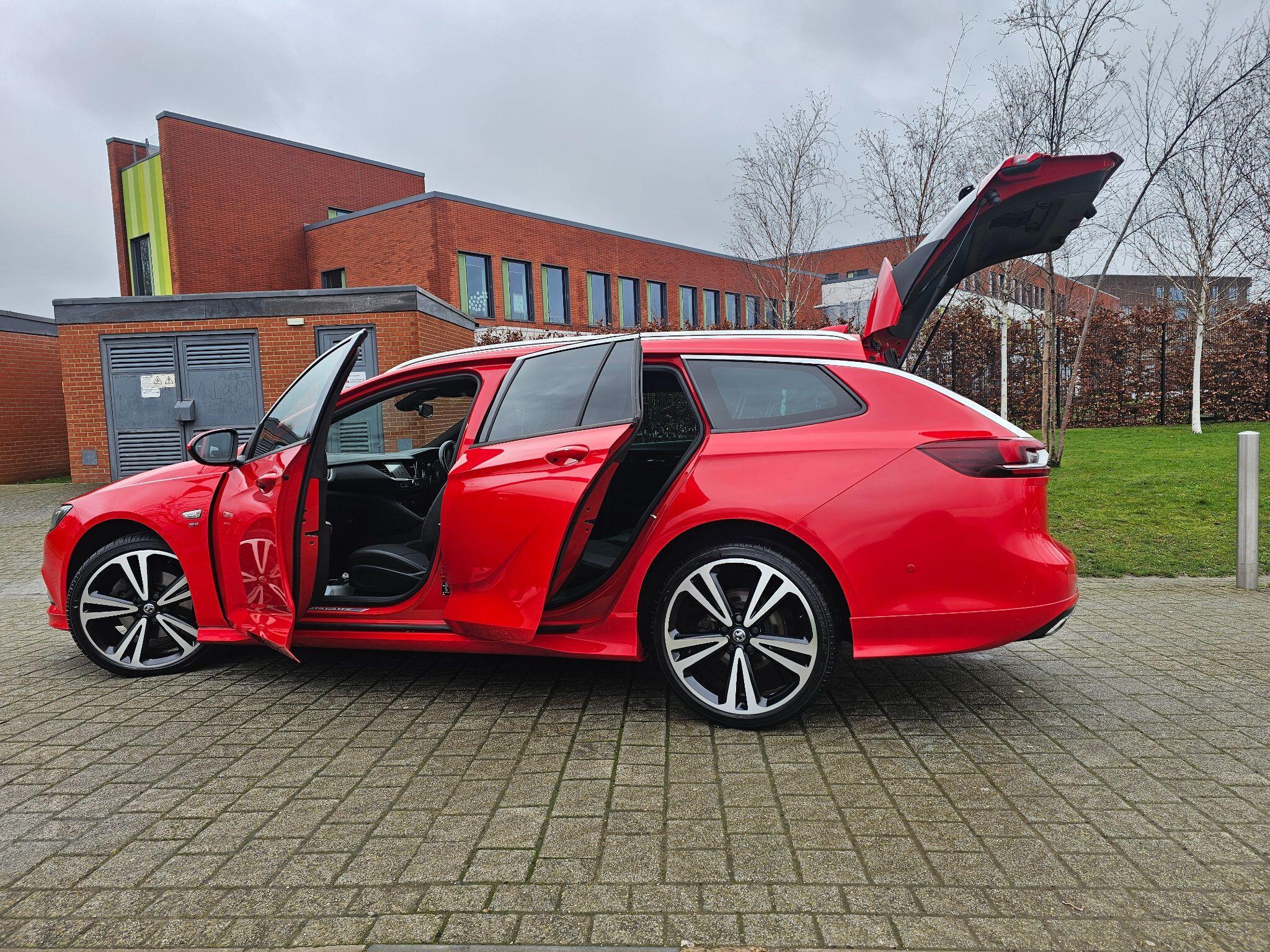 Vauxhall Insignia - Image 33