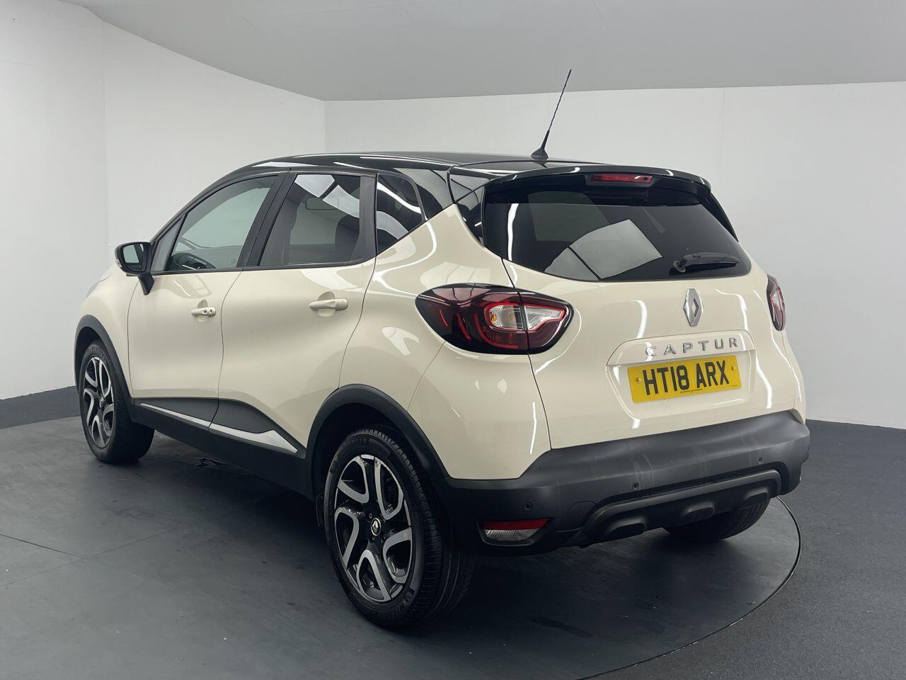 Renault Captur - Image 9