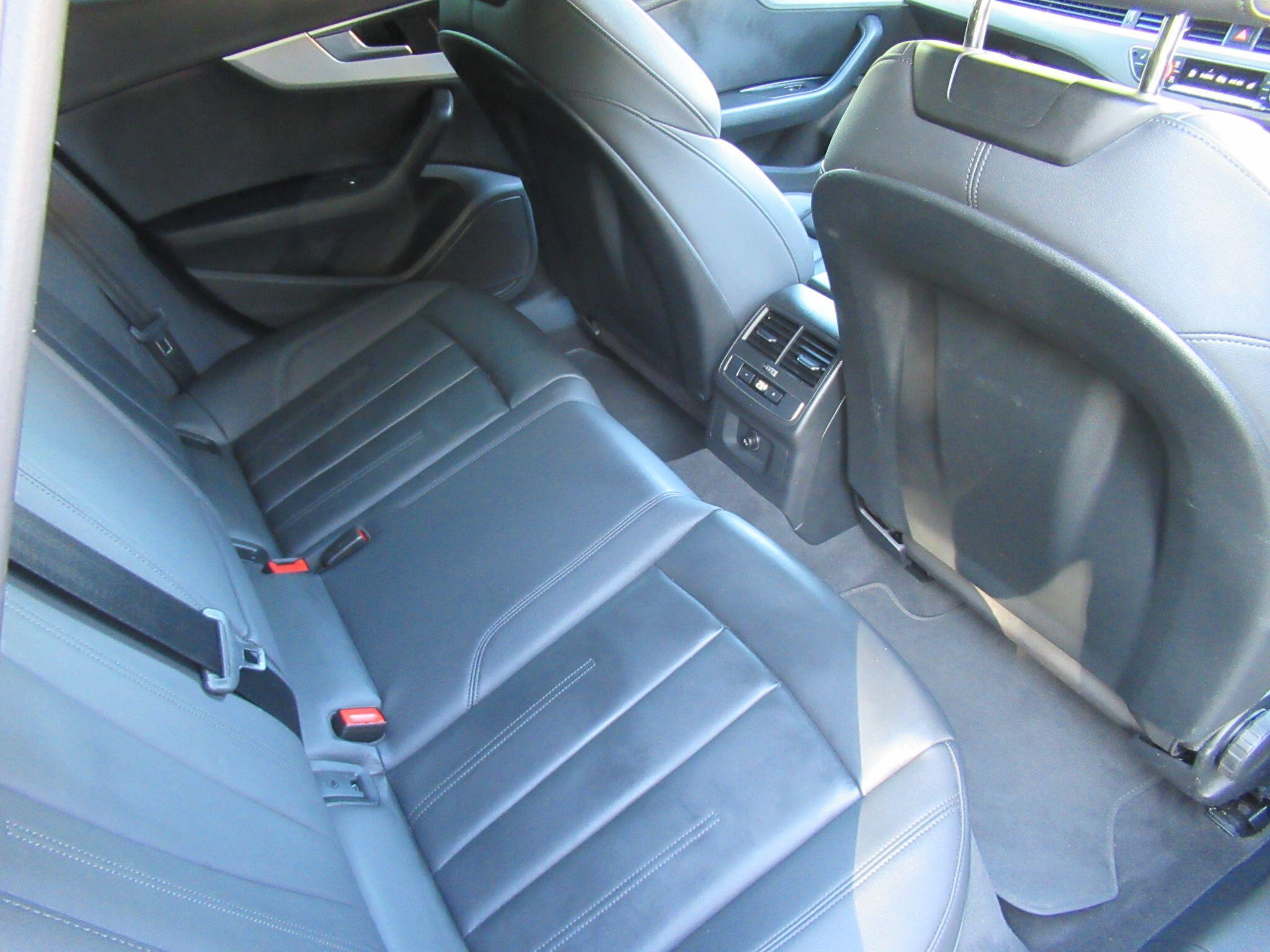 Audi A4 Avant - Image 14