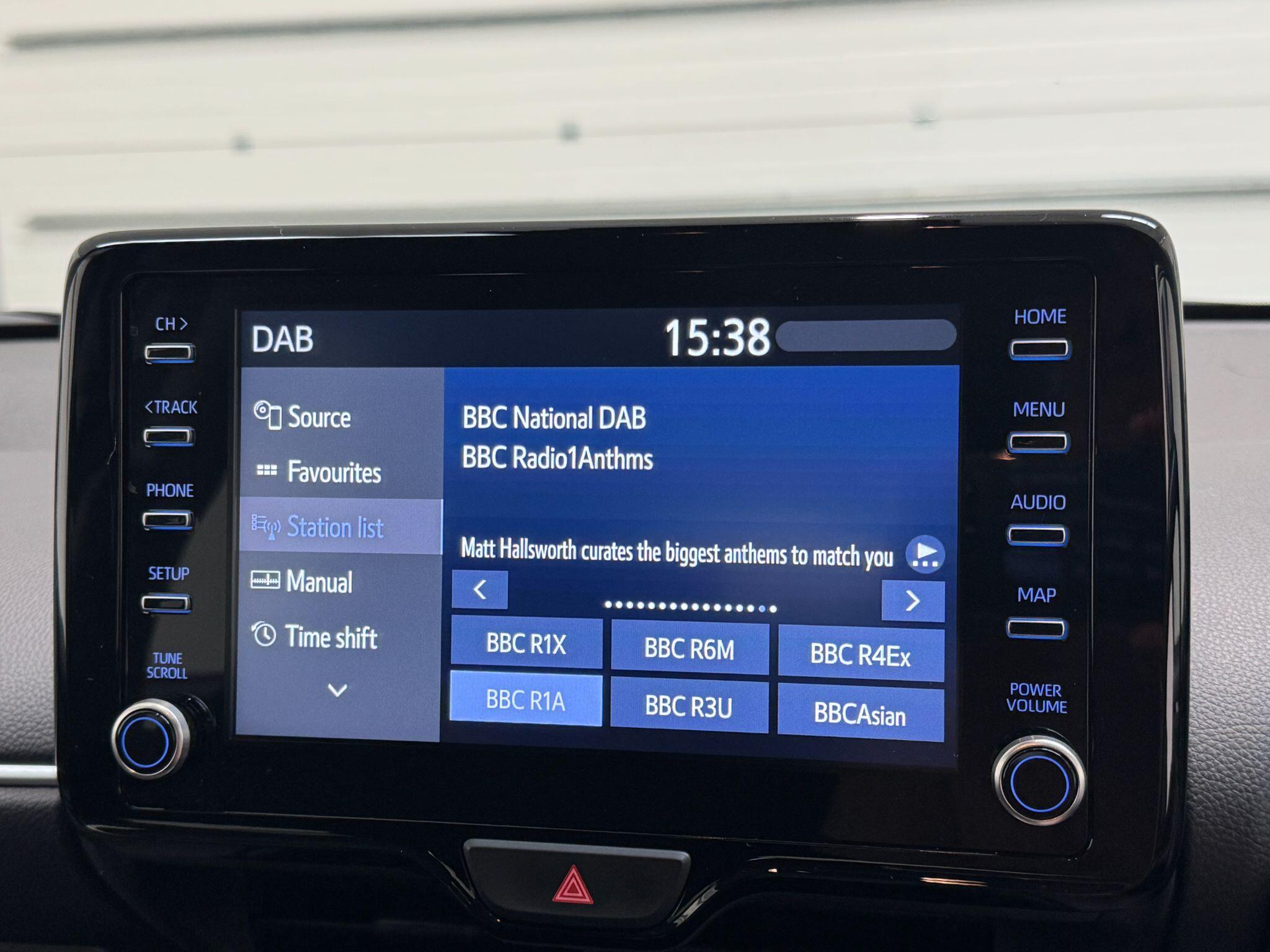 Toyota Yaris - Image 33