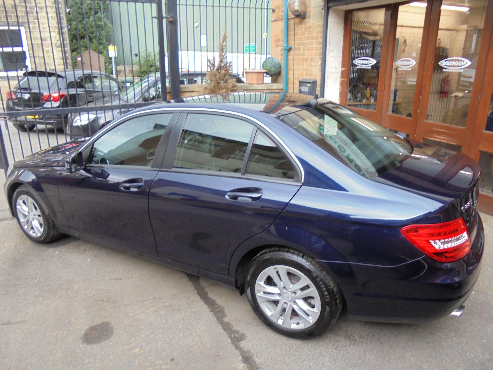 Mercedes C Class - Image 10