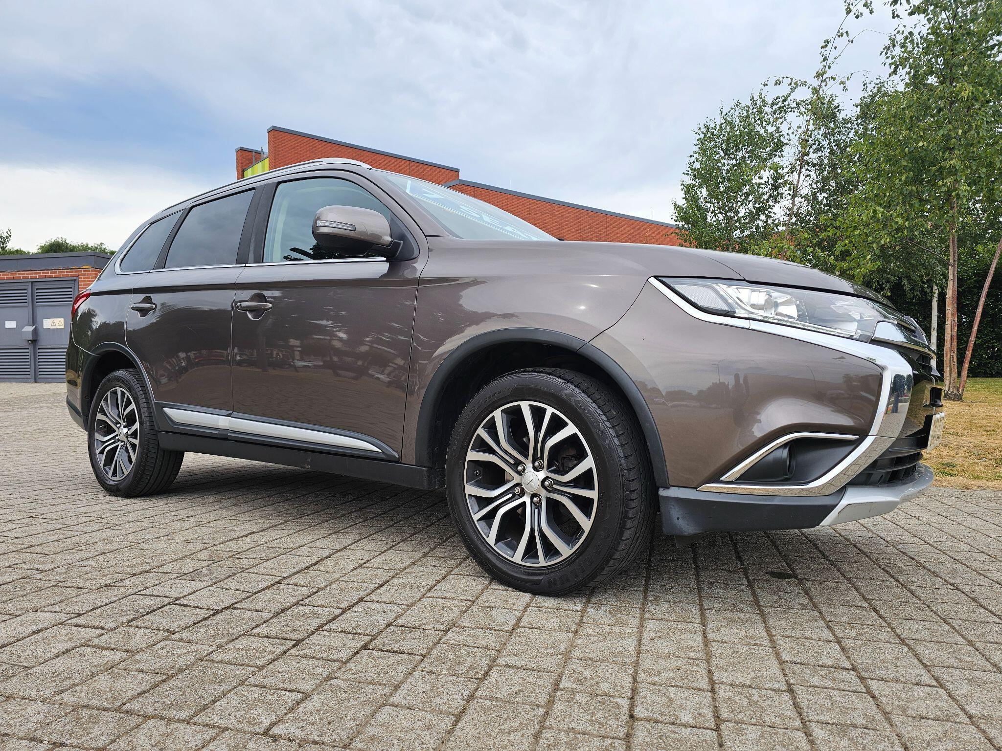 Mitsubishi Outlander - Image 3