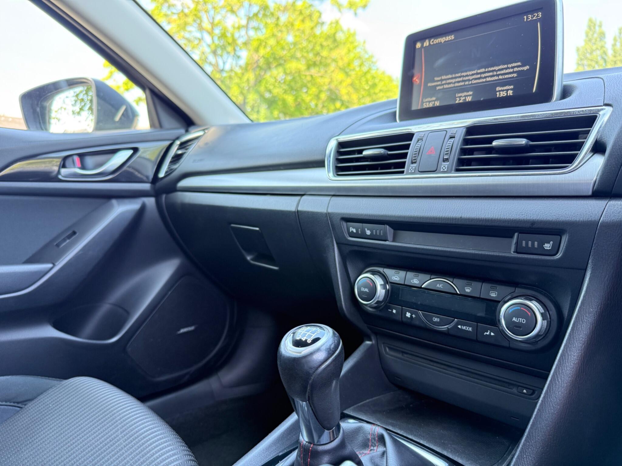 Mazda MAZDA3 - Image 13