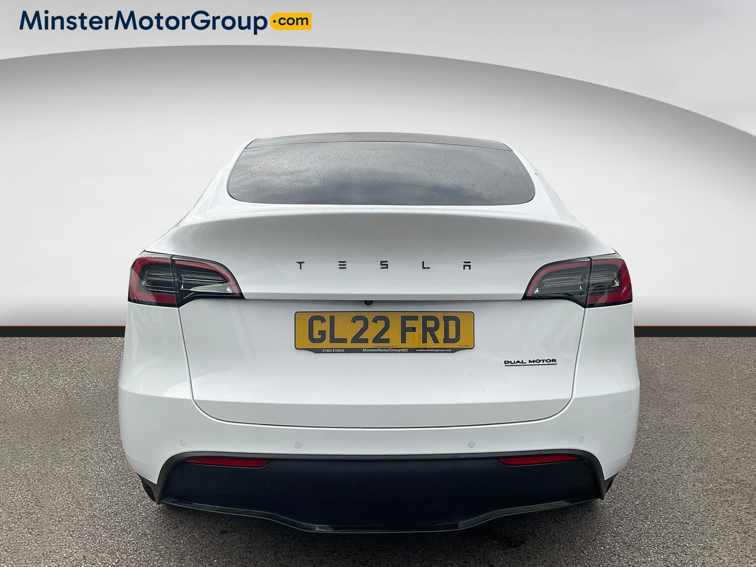 Tesla Model Y - Image 3