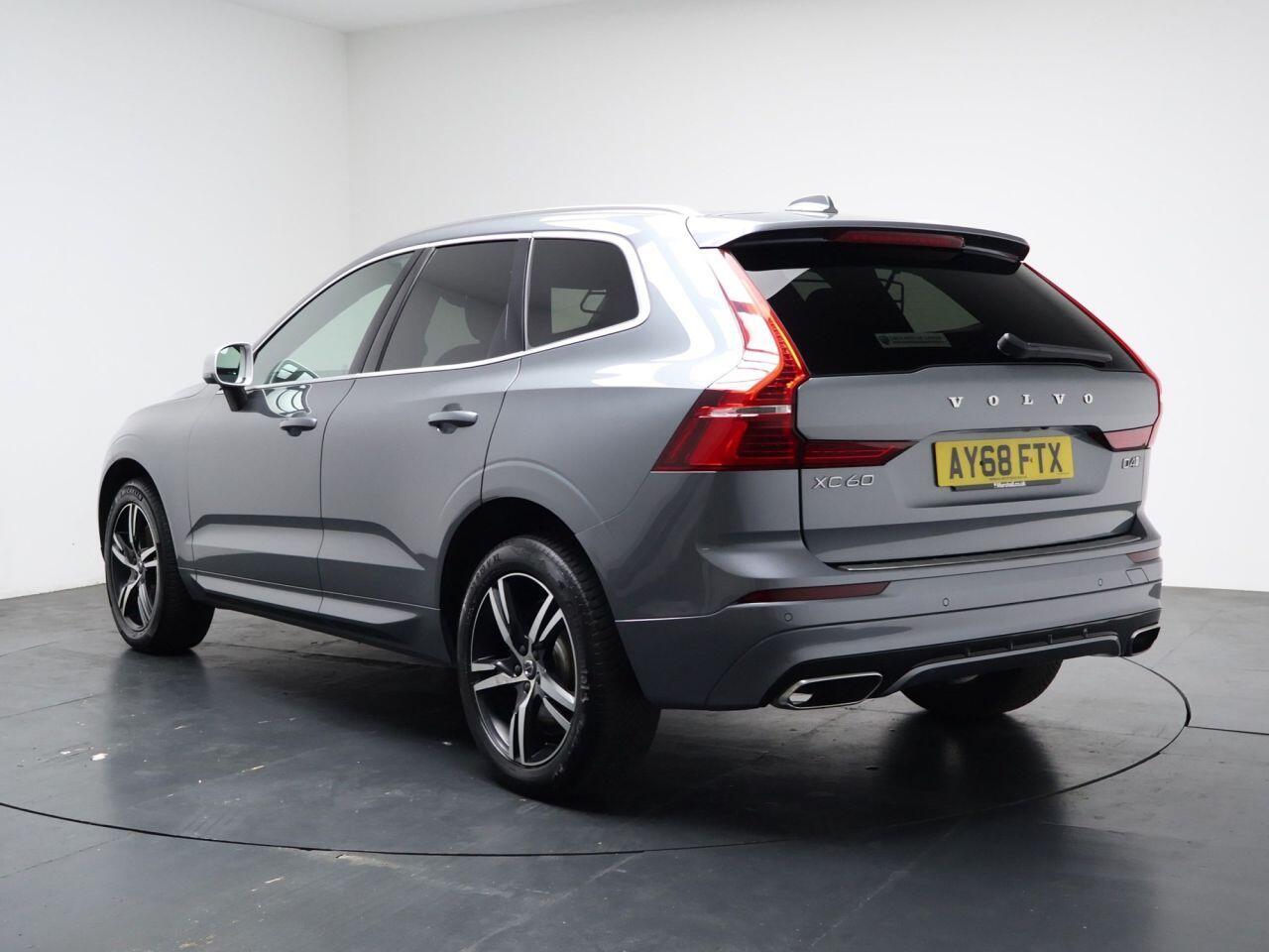 Volvo XC60 - Image 10