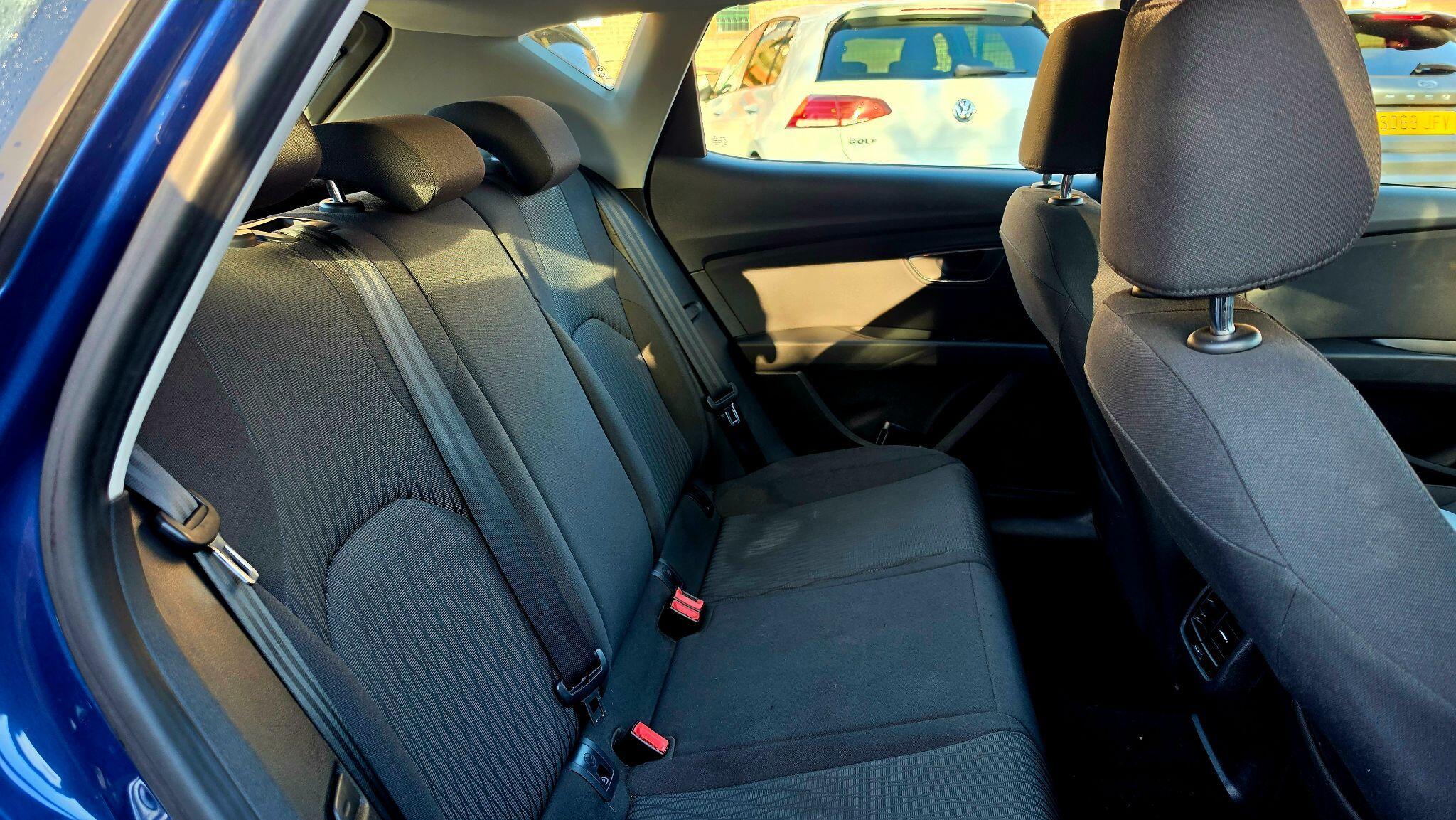 SEAT Leon - Image 19