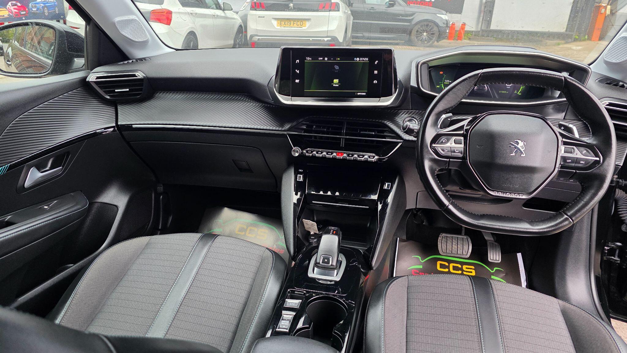 Peugeot 208 - Image 41