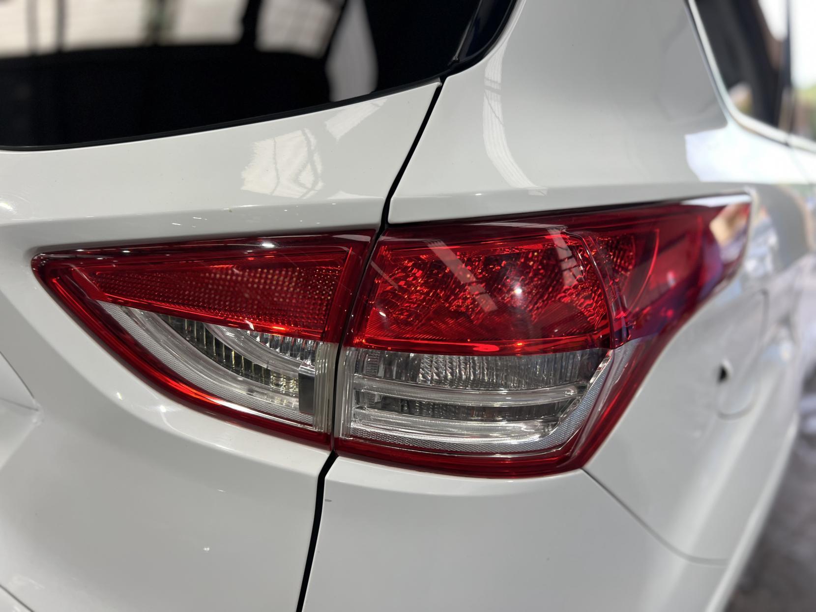 Ford Kuga - Image 14