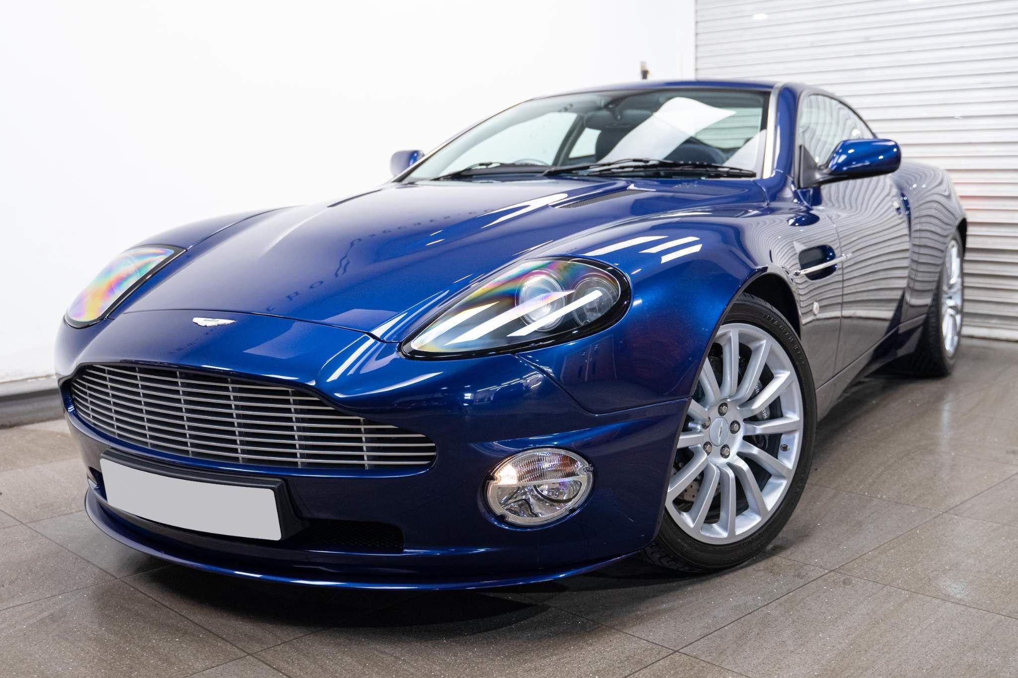 Aston Martin Vanquish - Image 3